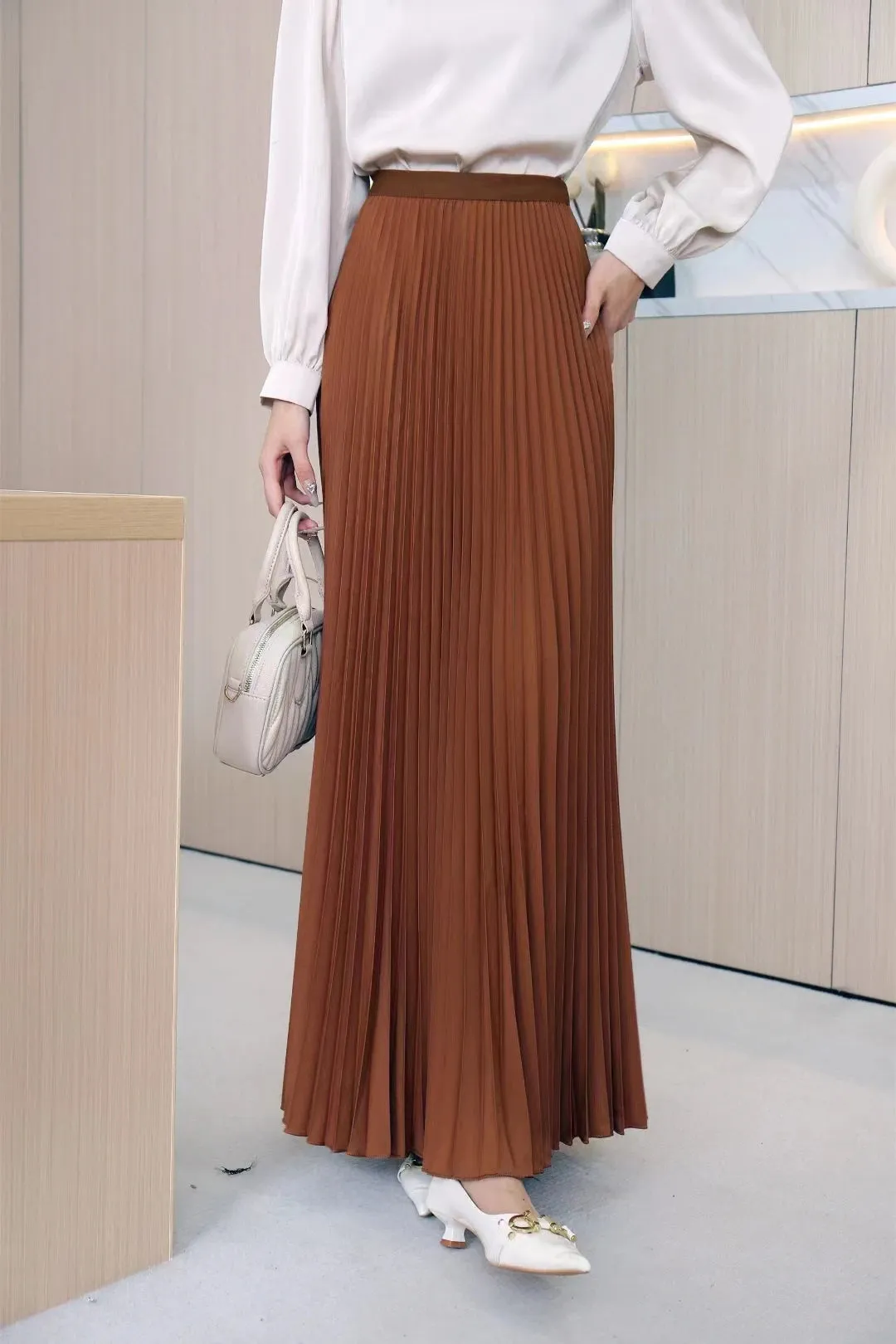 2025 Women’s Elegant High Waist Pleated Midi Skirt – Black