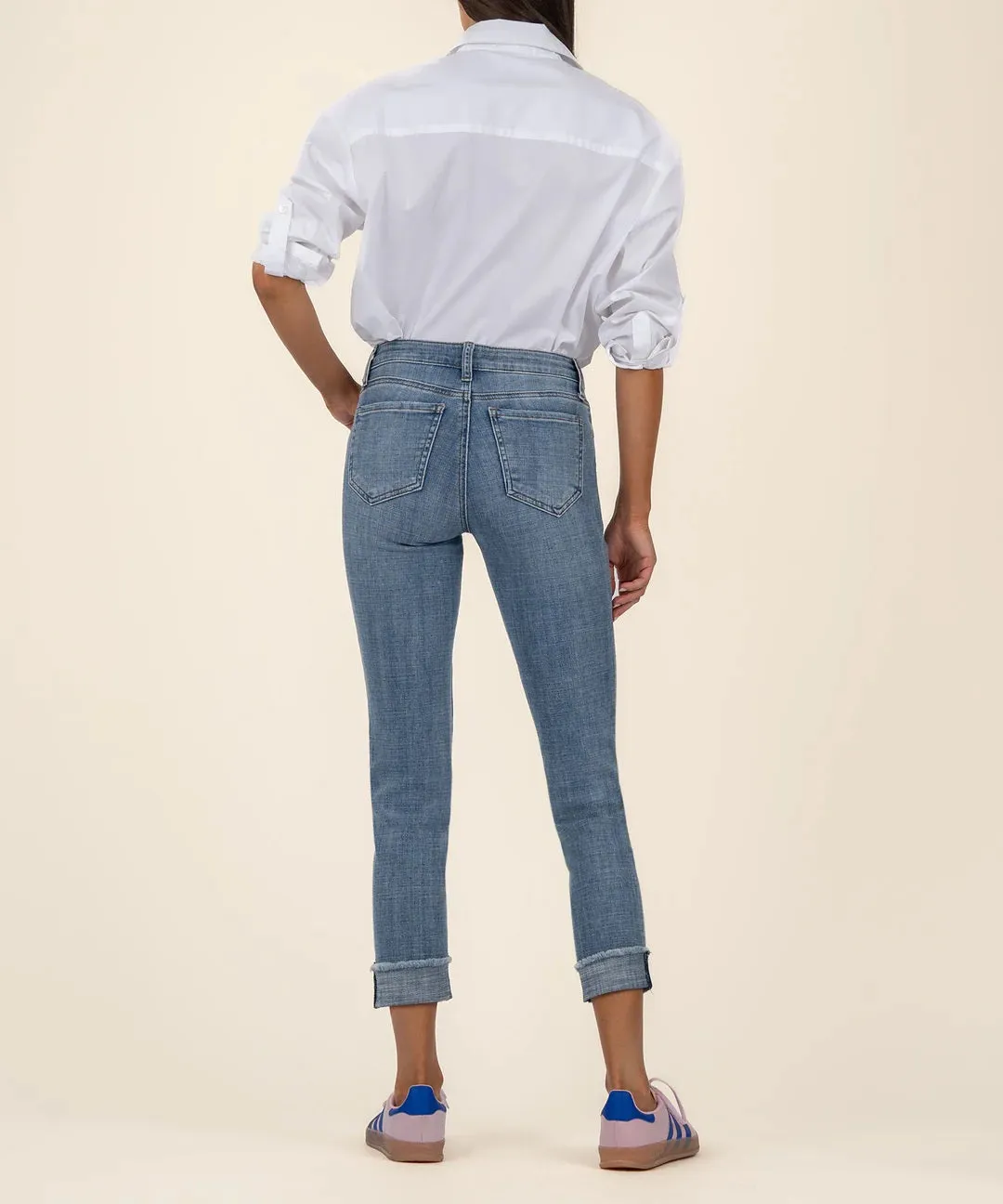 Amy Mid Rise Crop Straight Leg