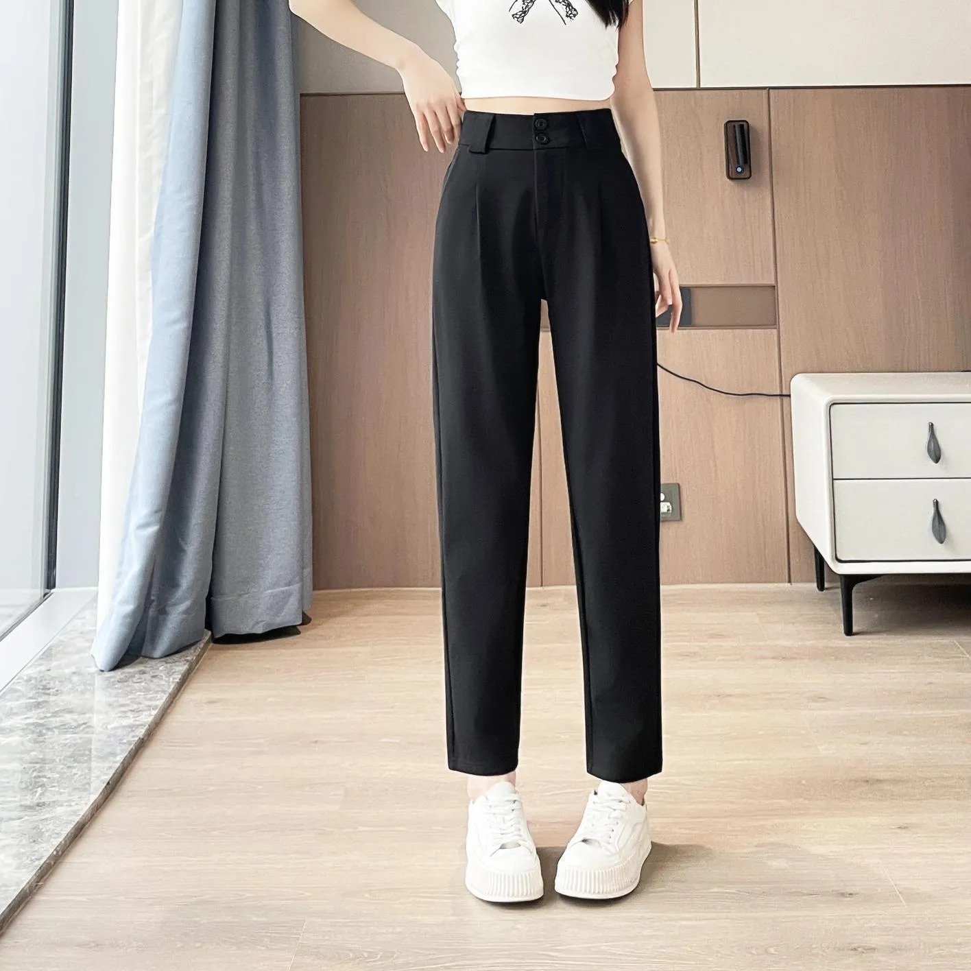 Ankle Cut Solid Women's Straight-leg Pants for a Chic Look