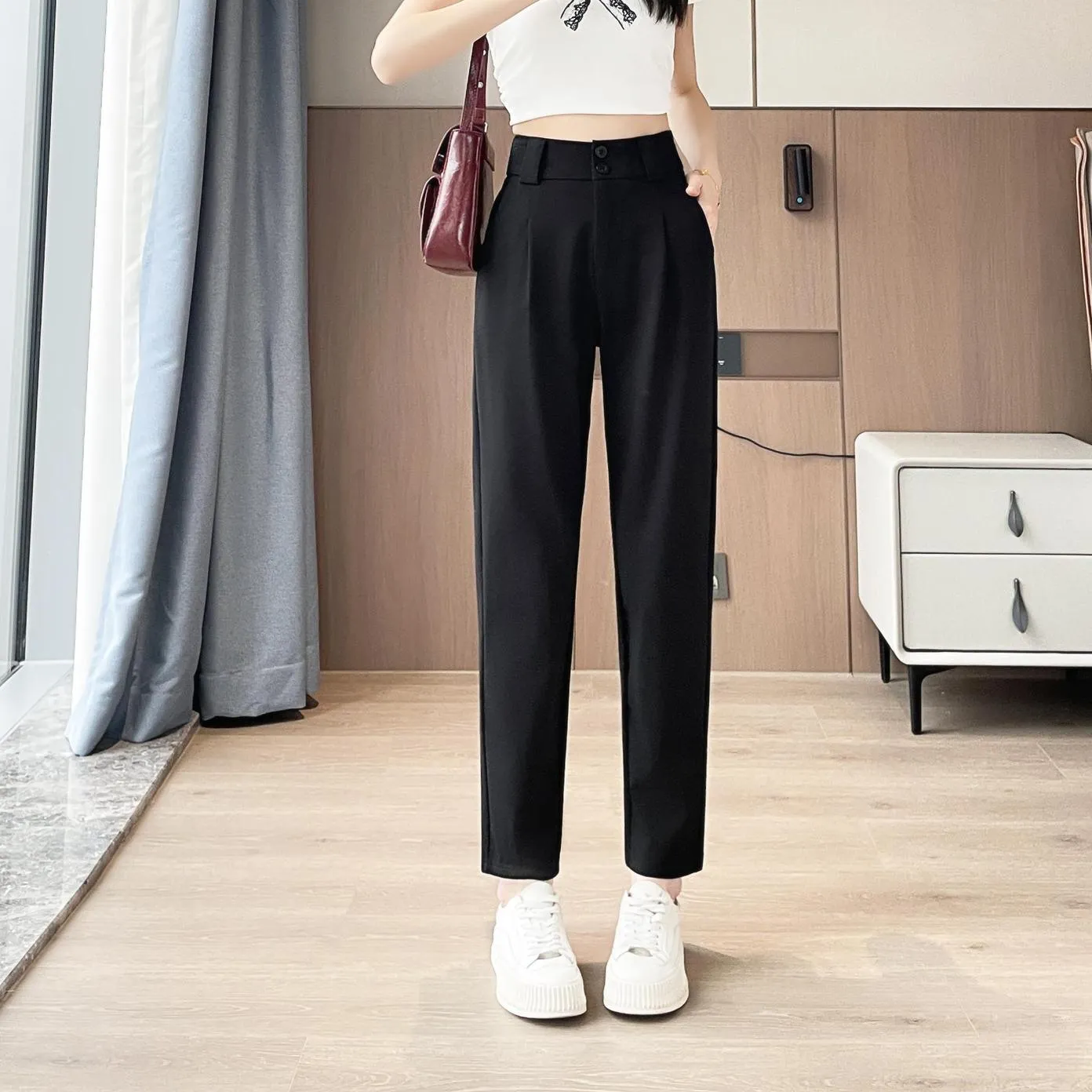 Ankle Cut Solid Women's Straight-leg Pants for a Chic Look