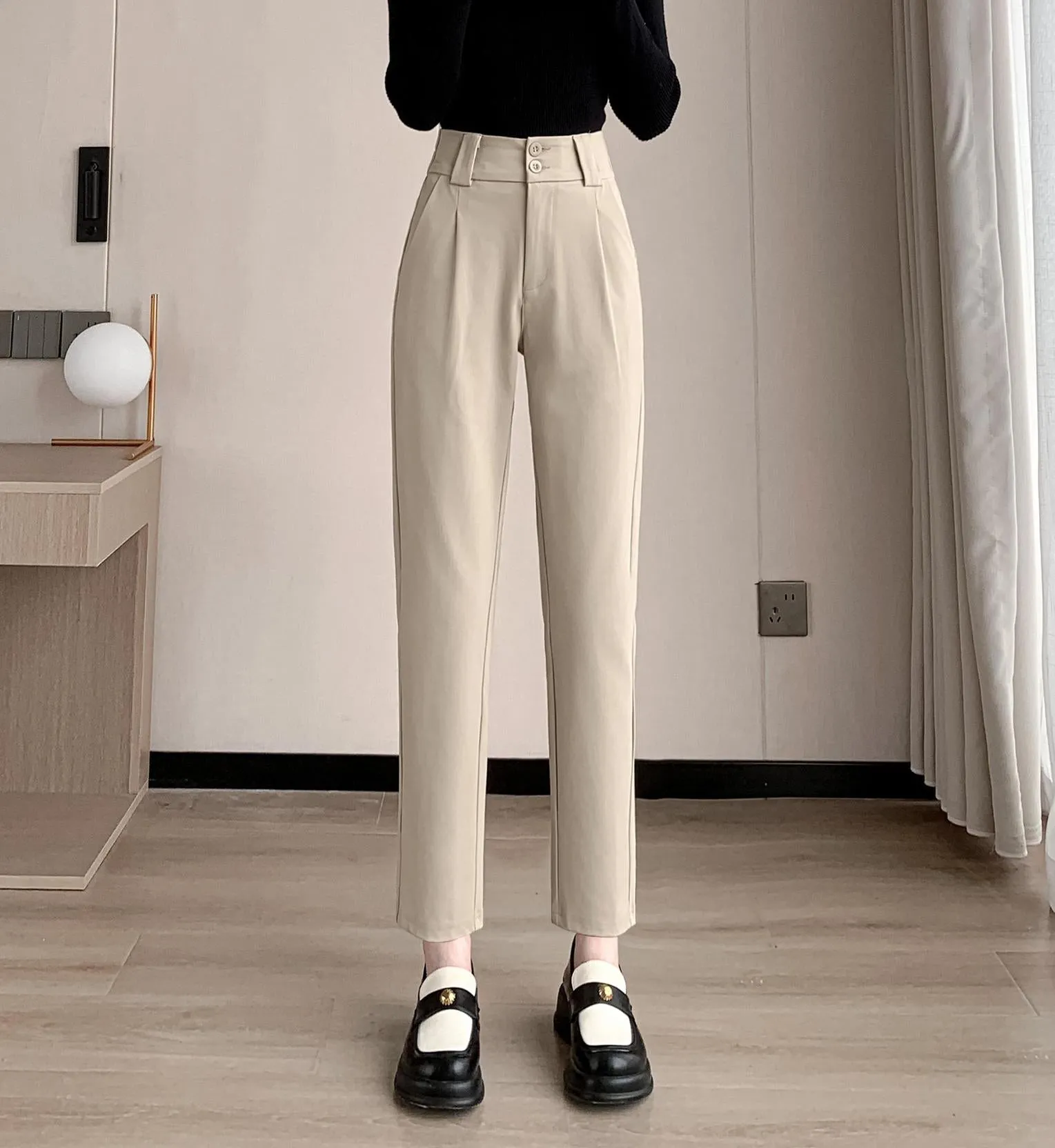Ankle Cut Solid Women's Straight-leg Pants for a Chic Look