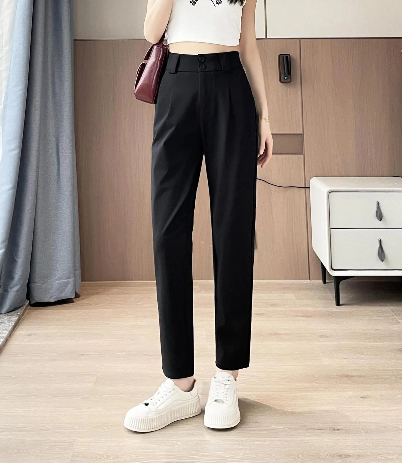 Ankle Cut Solid Women's Straight-leg Pants for a Chic Look