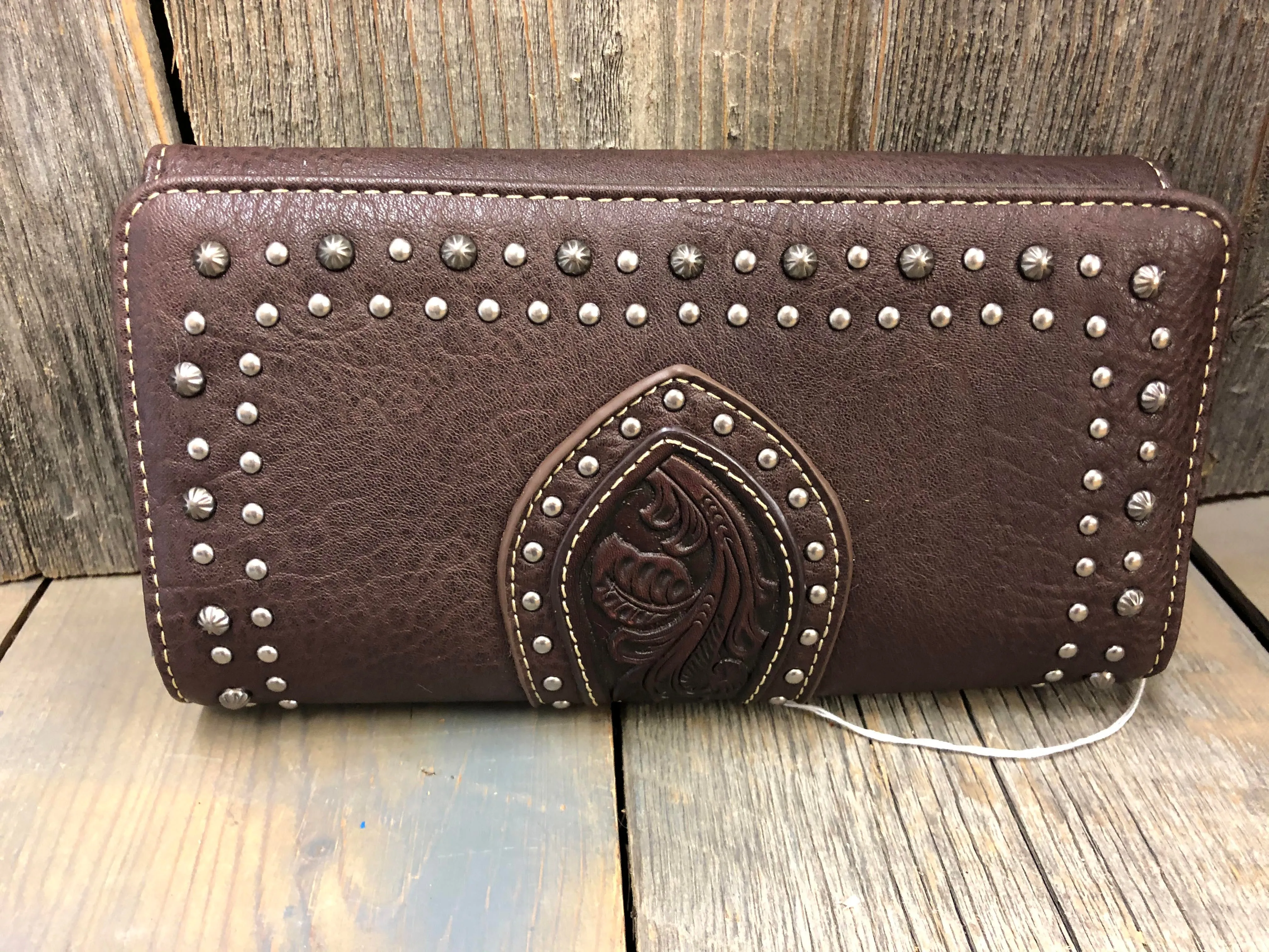 BGTR57-W018CF Wallet - Trinity Ranch Tooled/Silver Studs
