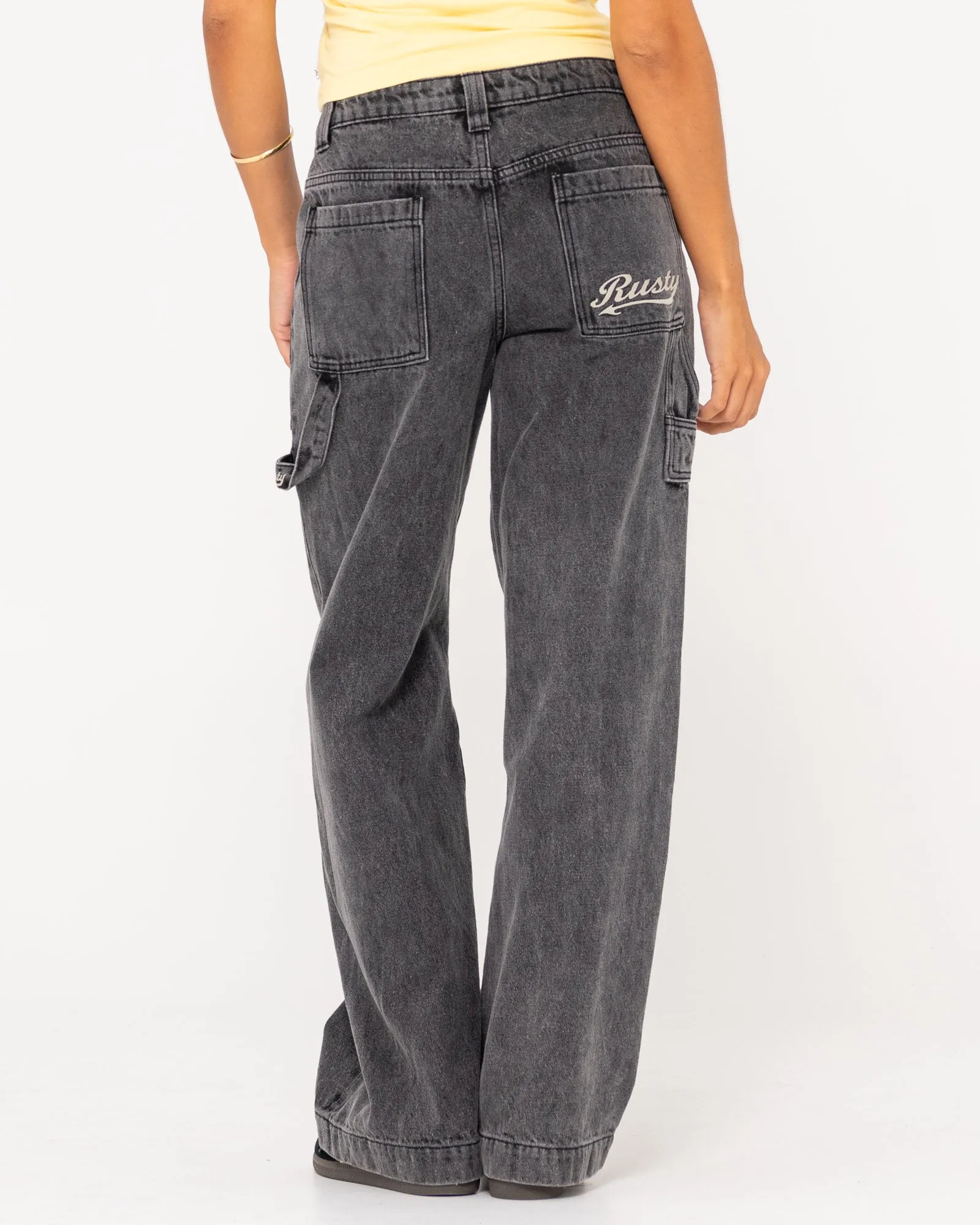 Billie Low Rise Carpenter Jean