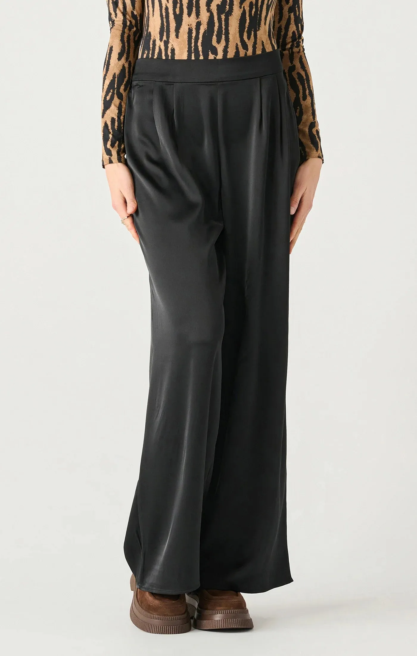 Black Flowy Pants - Small