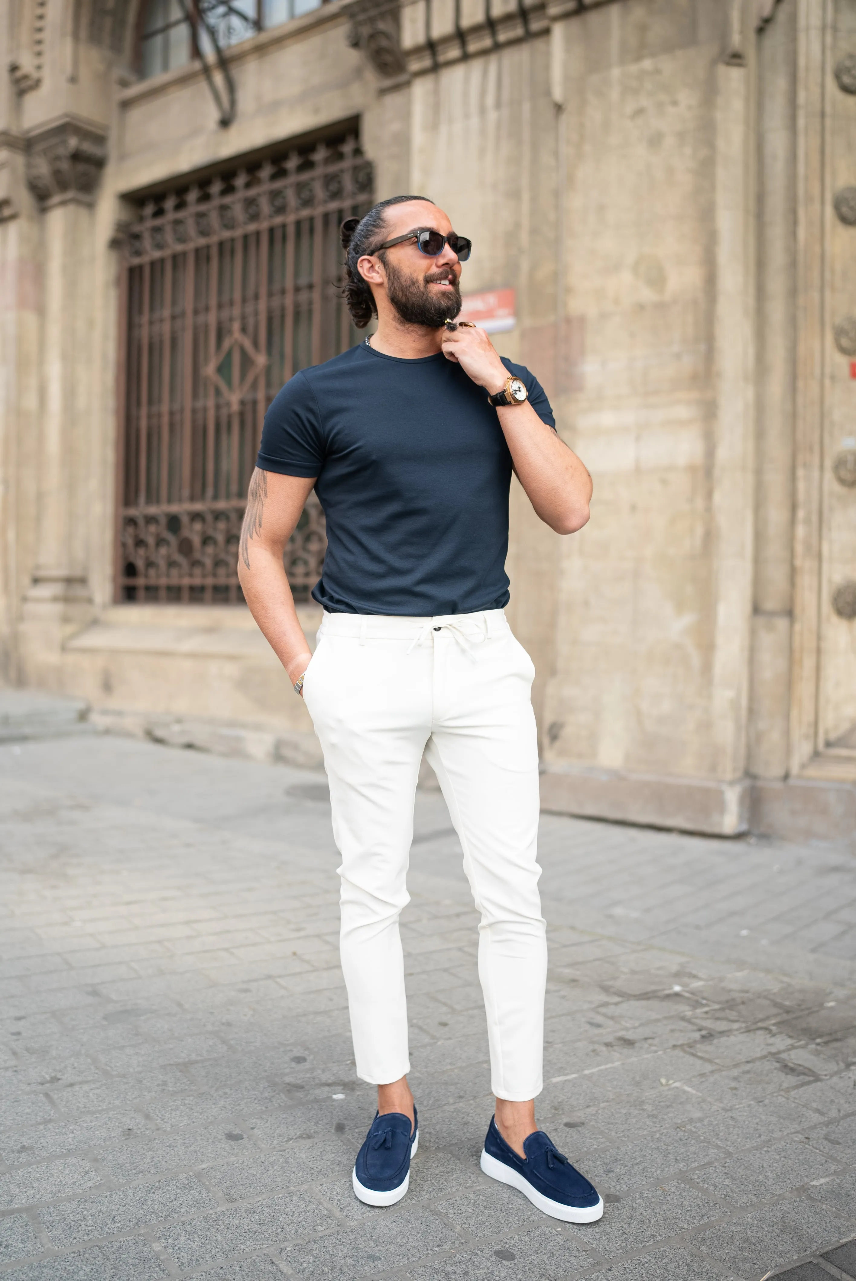 Brabion Maison White Slim Fit Pants: Versatile Elegance for Every Occasion