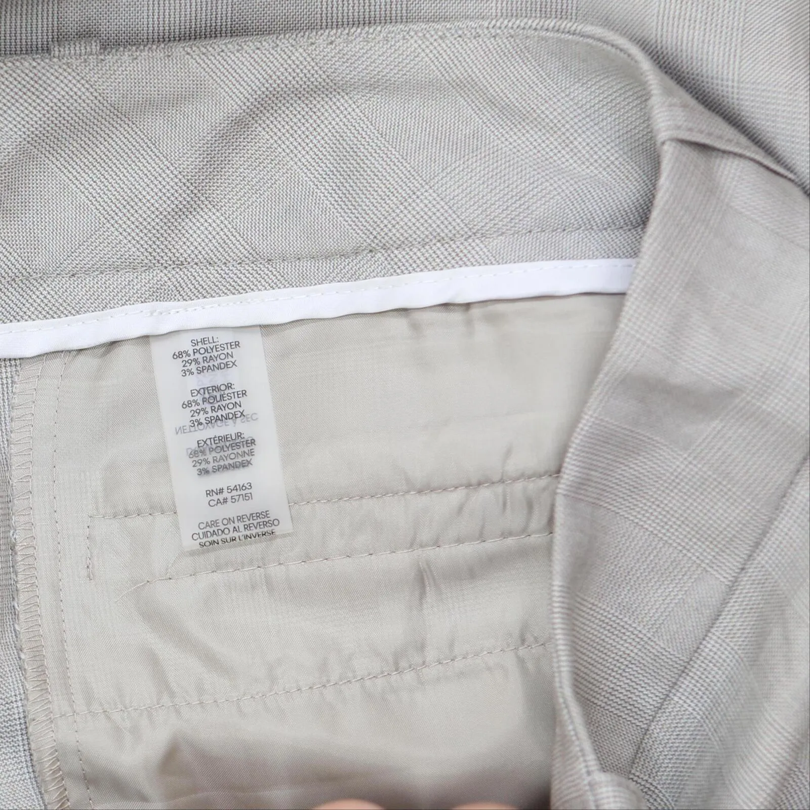 Calvin Klein Womens Cropped Slim-Fit Pants S94P2037