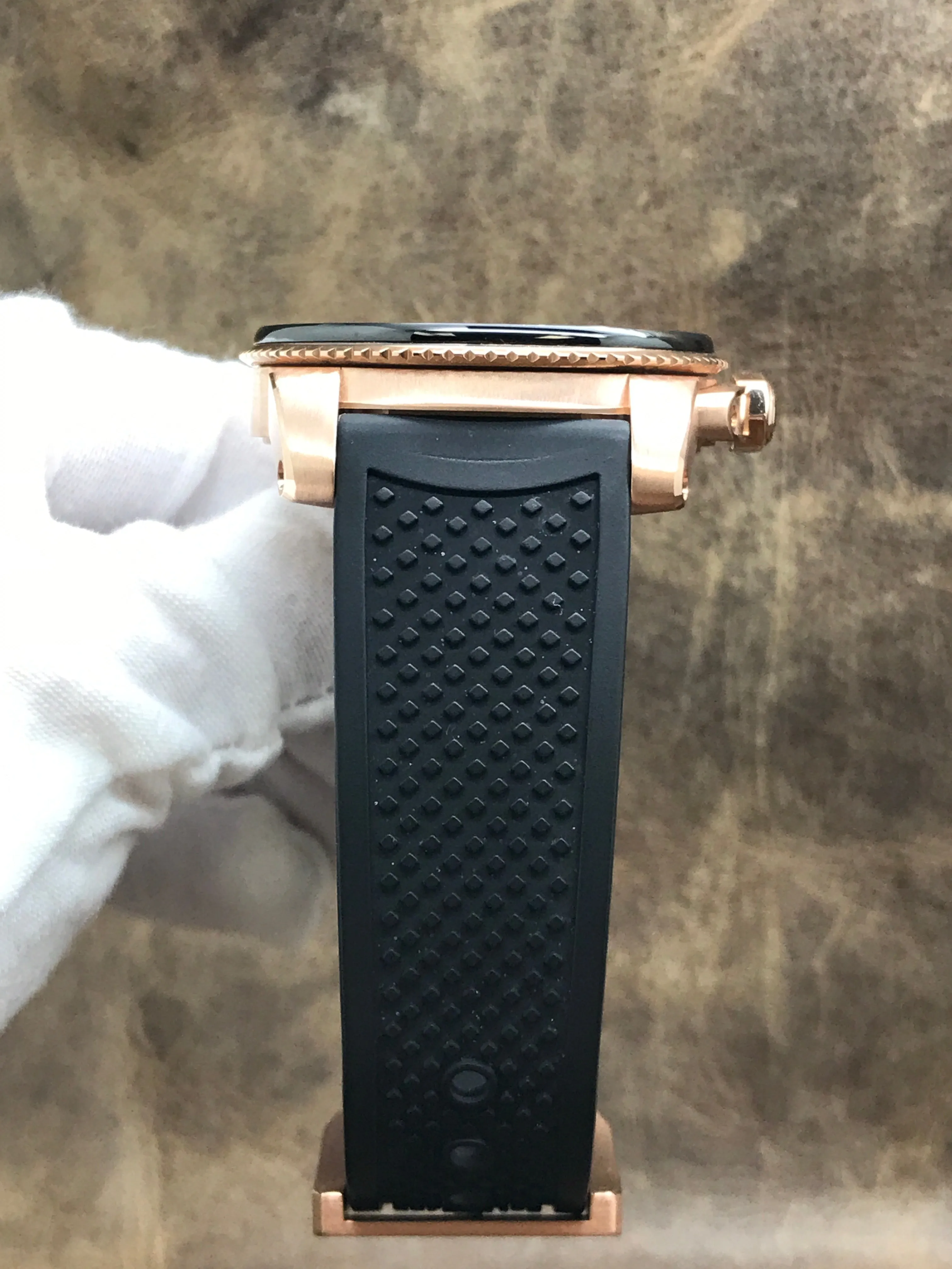 Cartier Calibre de Cartier Diver 18K Rose Gold W7100052 Black Dial Automatic Men's Watch