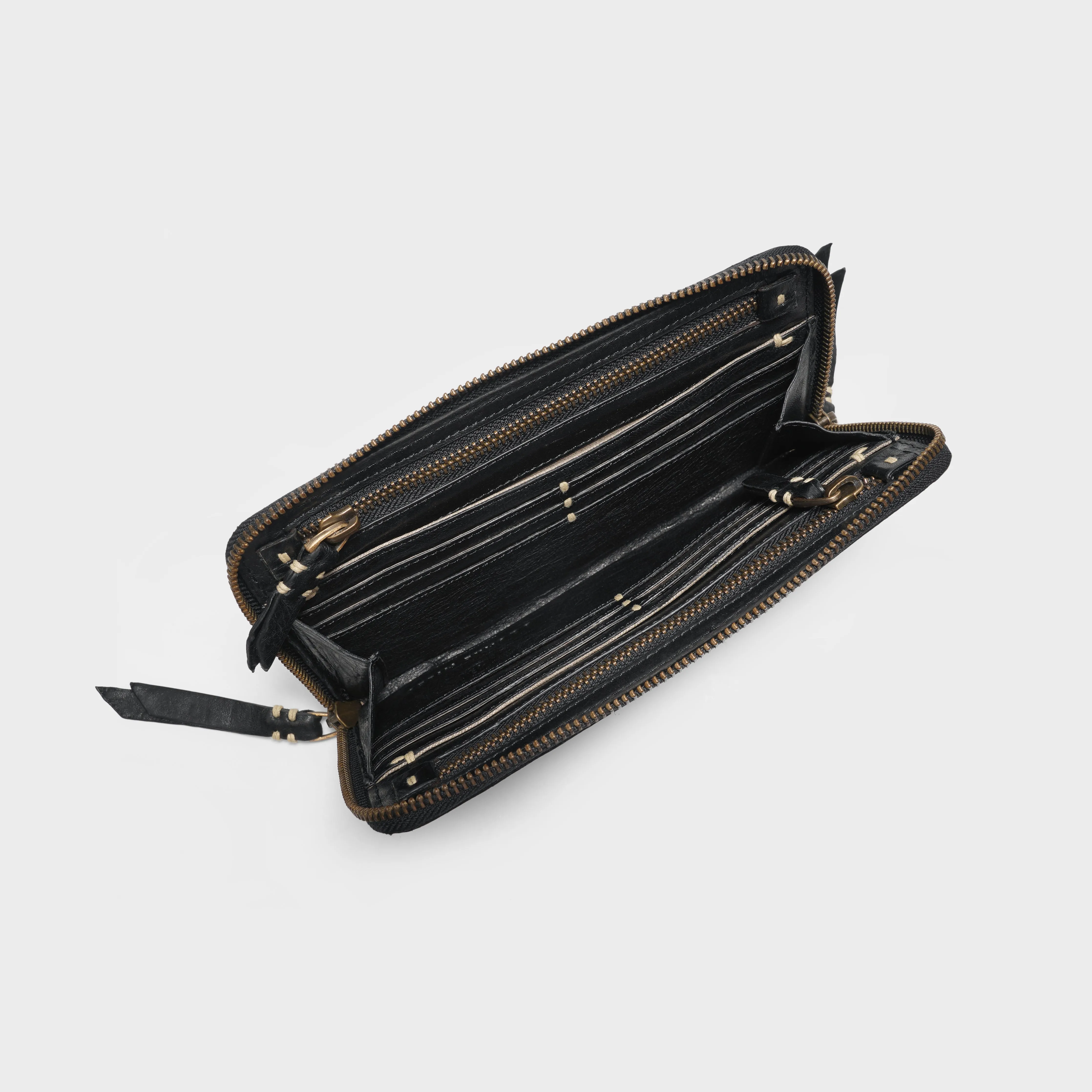 Clingy Wallet in Washed Lambskin
