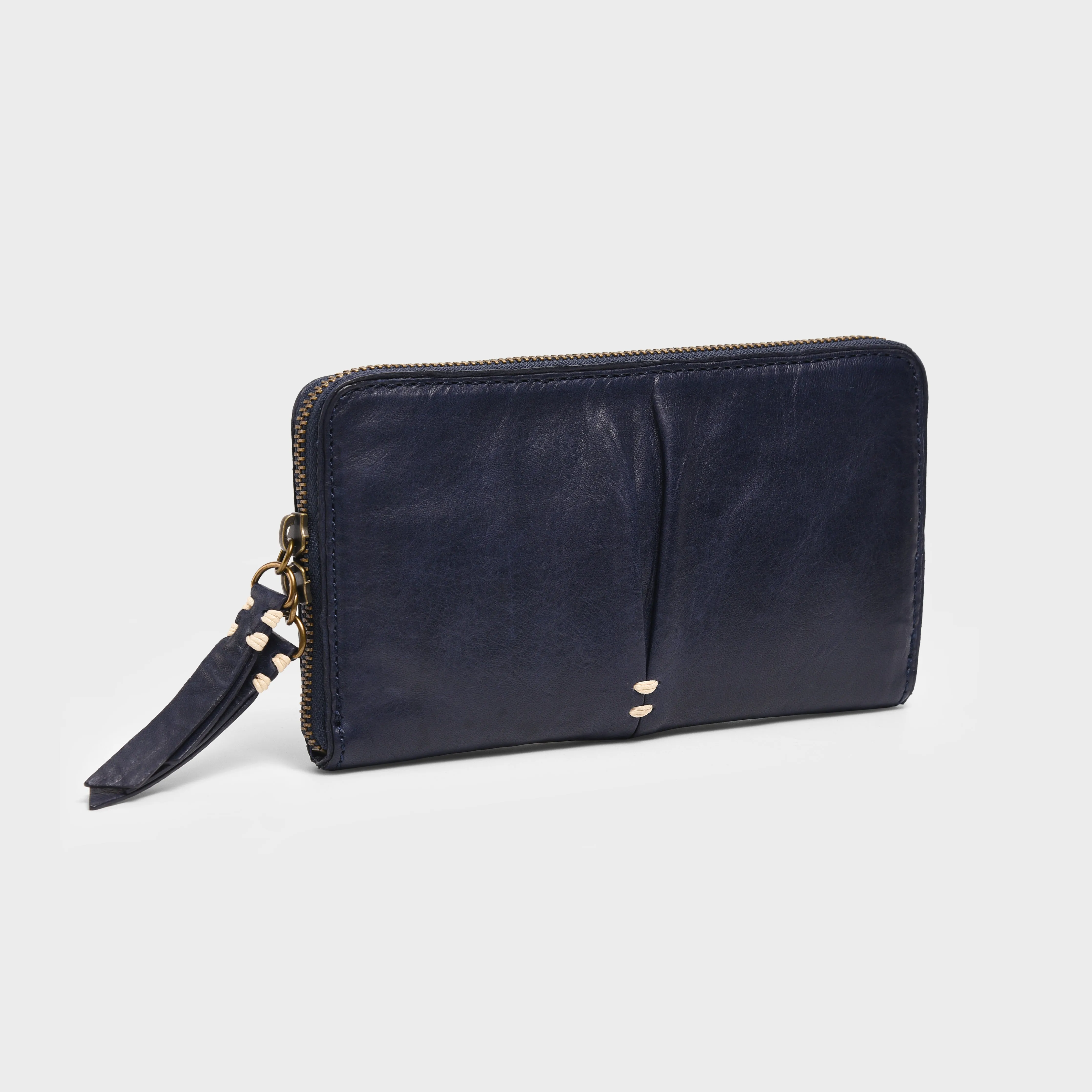 Clingy Wallet in Washed Lambskin