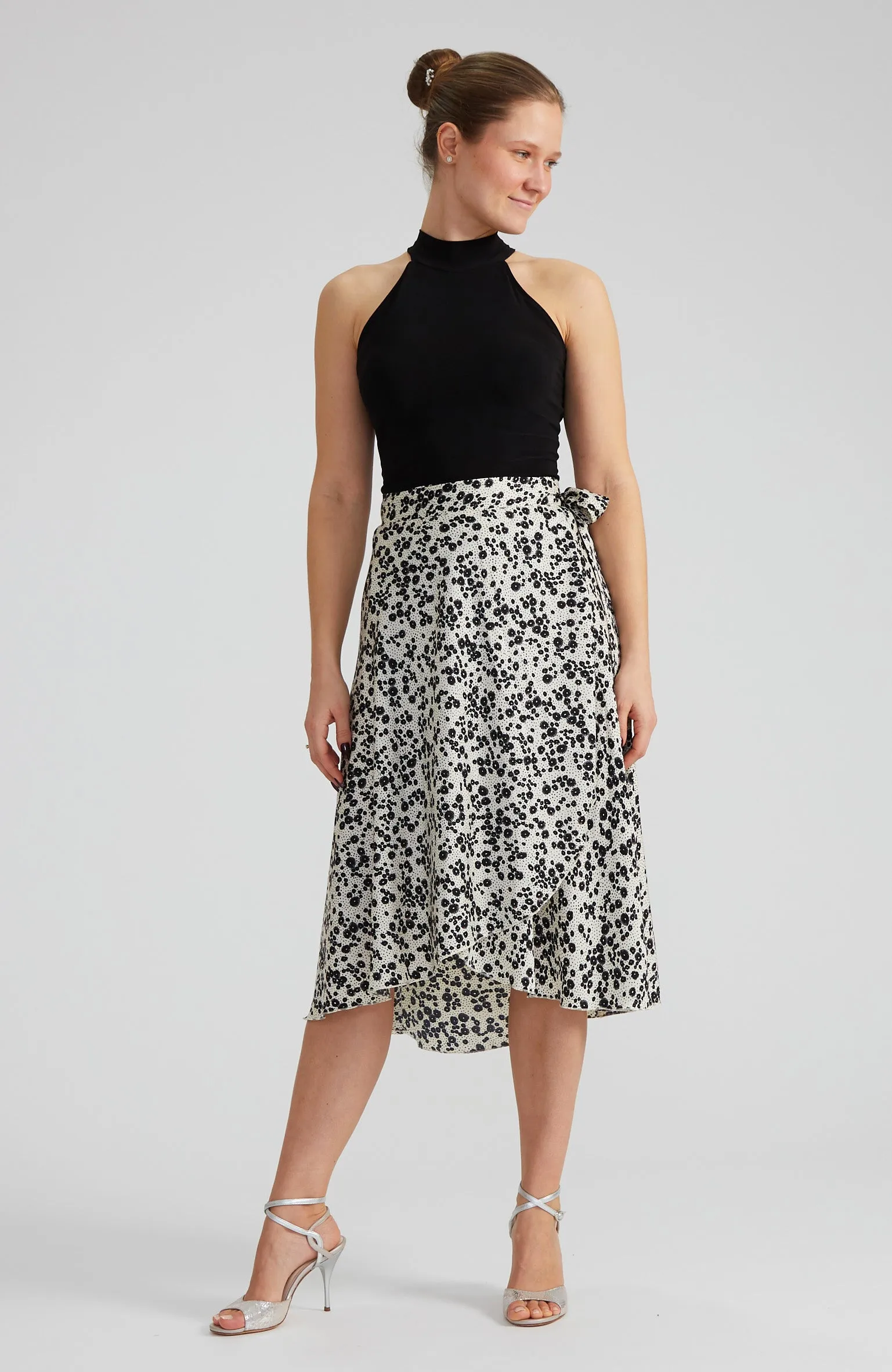 COCO Viscose Wrap Skirt in Noir Blossoms