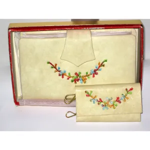 Cream Vinyl Embroidered Wallet Set