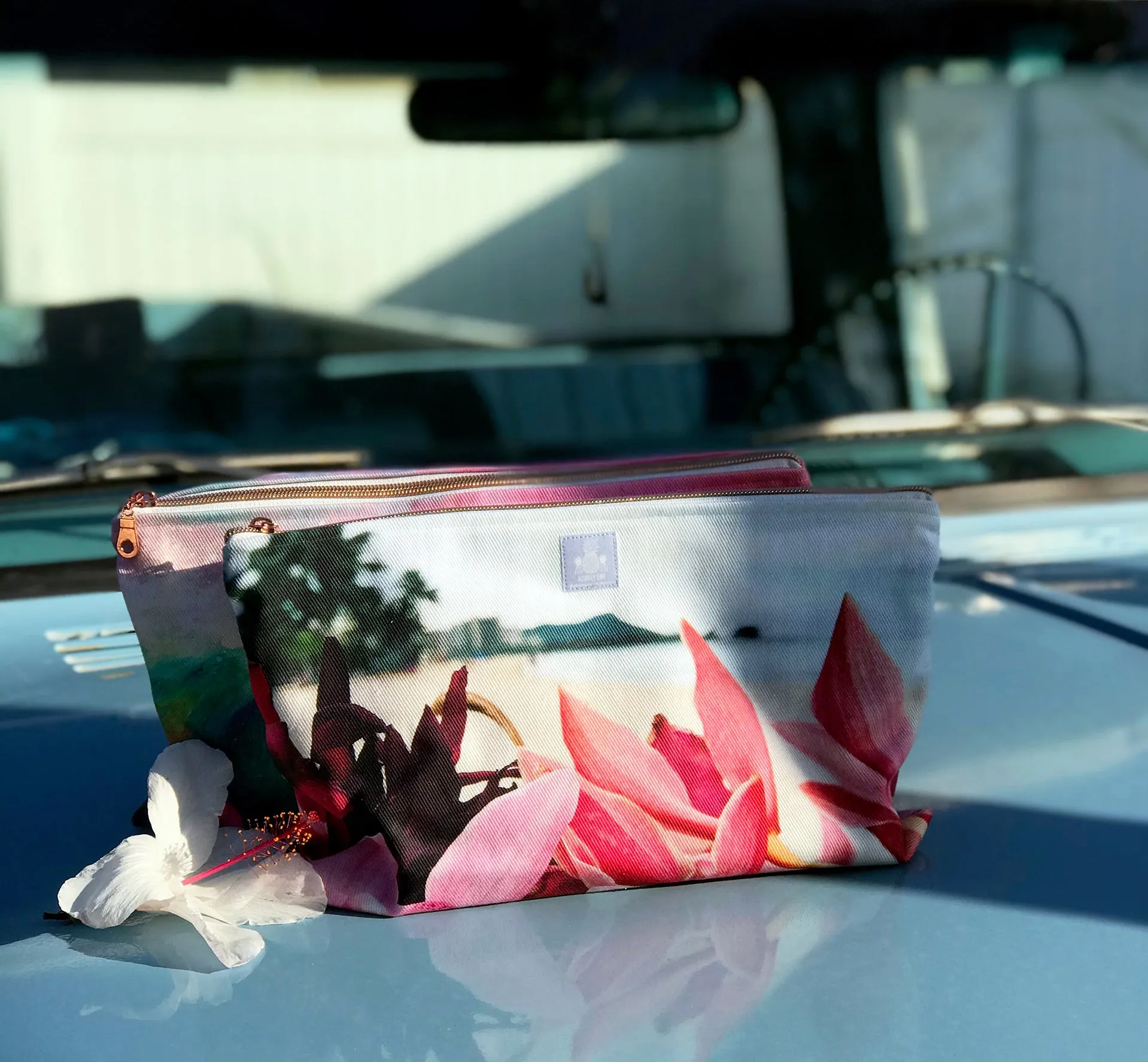 Diamond Head & Orchids Pouch (Med/Lg)