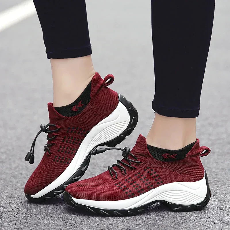 EMILY™ ORTHOPEDIC SNEAKERS WITH STRETCHABLE CUSHION 2025