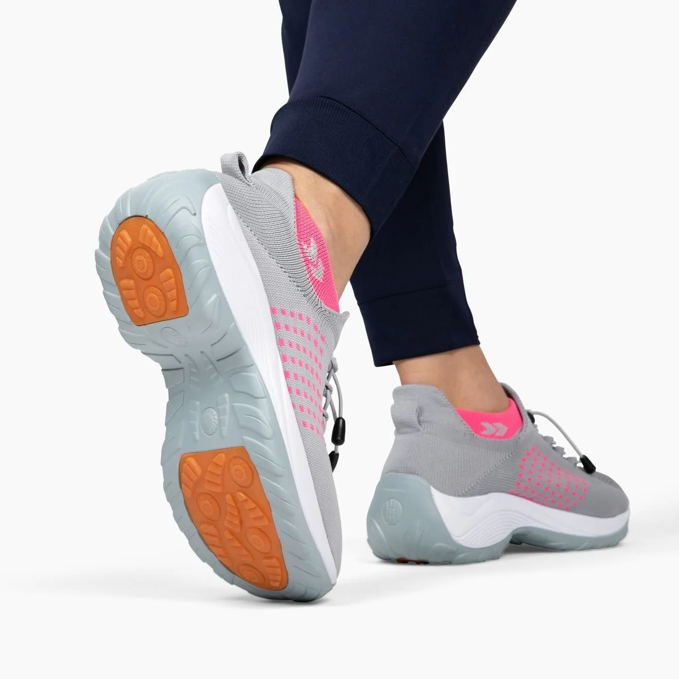 EMILY™ ORTHOPEDIC SNEAKERS WITH STRETCHABLE CUSHION 2025