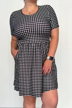 Gingham OG - Mini Dress - Short Sleeve - Pockets