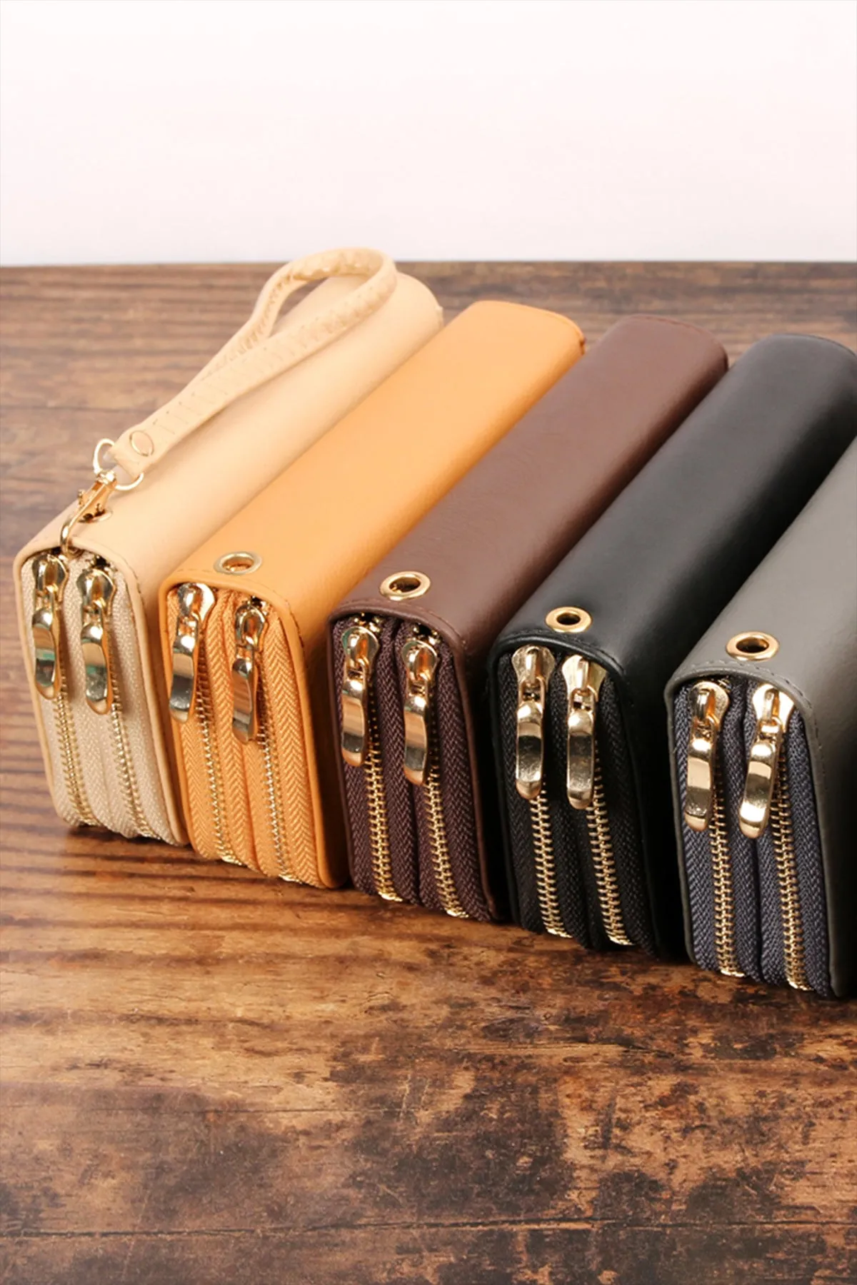 HDG2000 - DOUBLE ZIP AROUND WALLET
