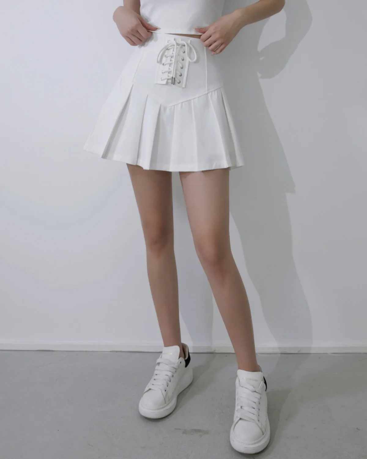 high waist straps thin pleated short skirt
