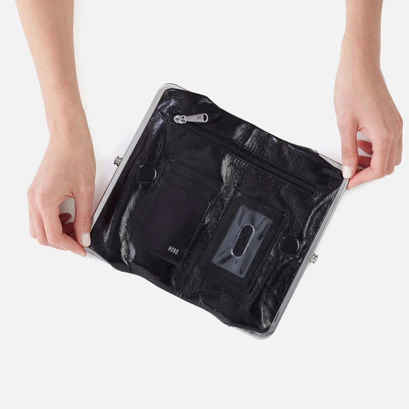 HOBO Lauren Clutch Wallet - Vintage Hide - Black