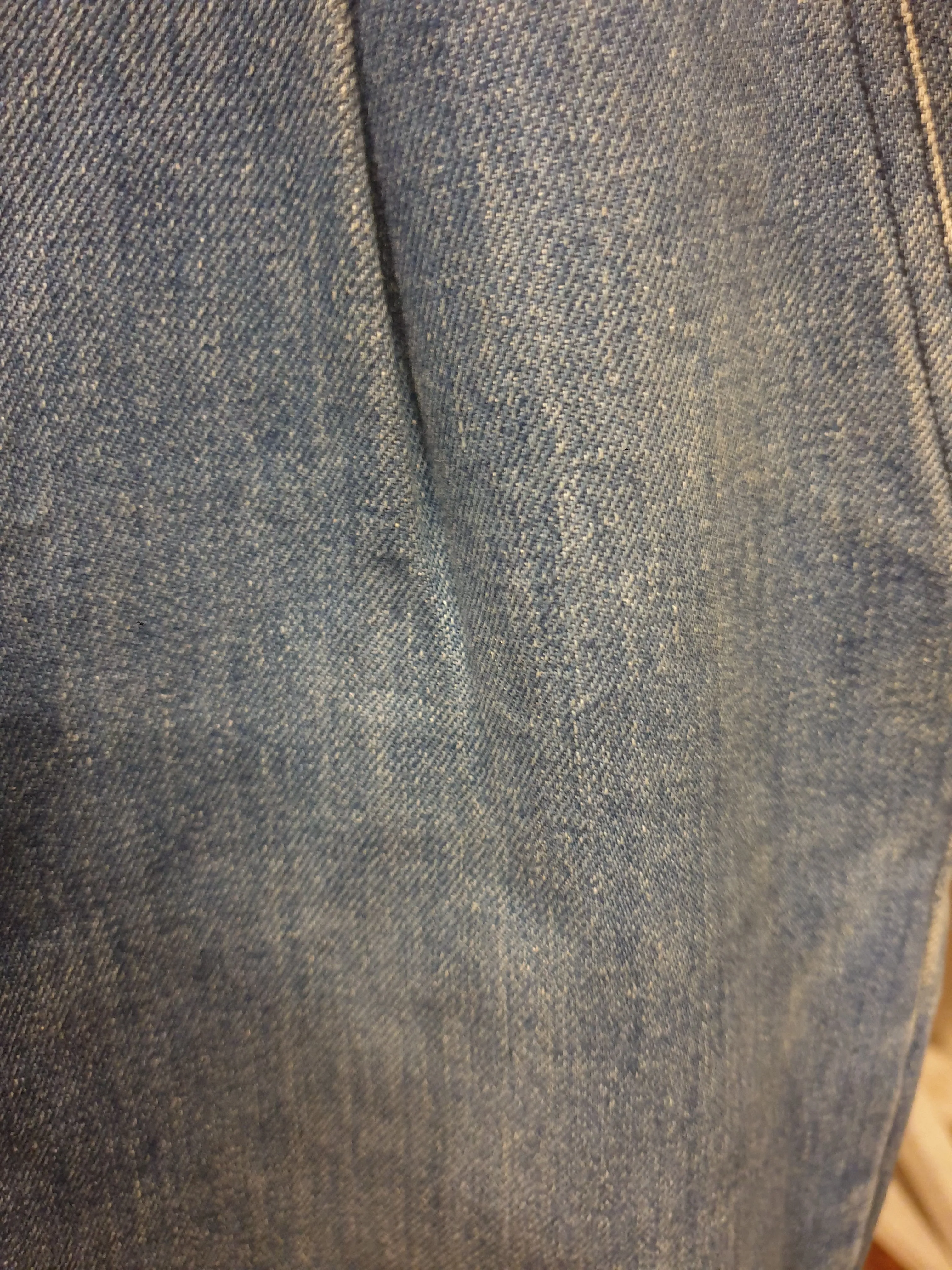 Kowtow mid-denim straight leg jeans size XS, best fits size 8