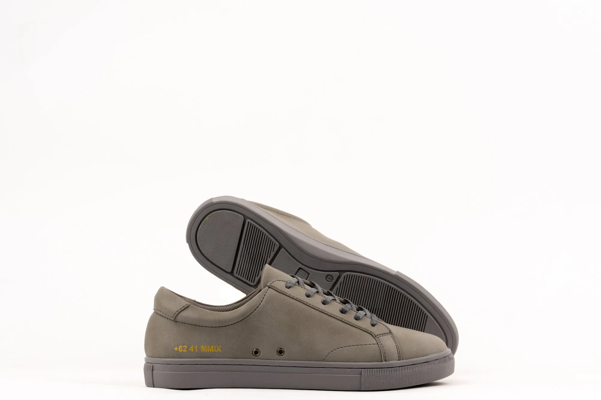 LAH-71 | TRIPLE GREY | MEN