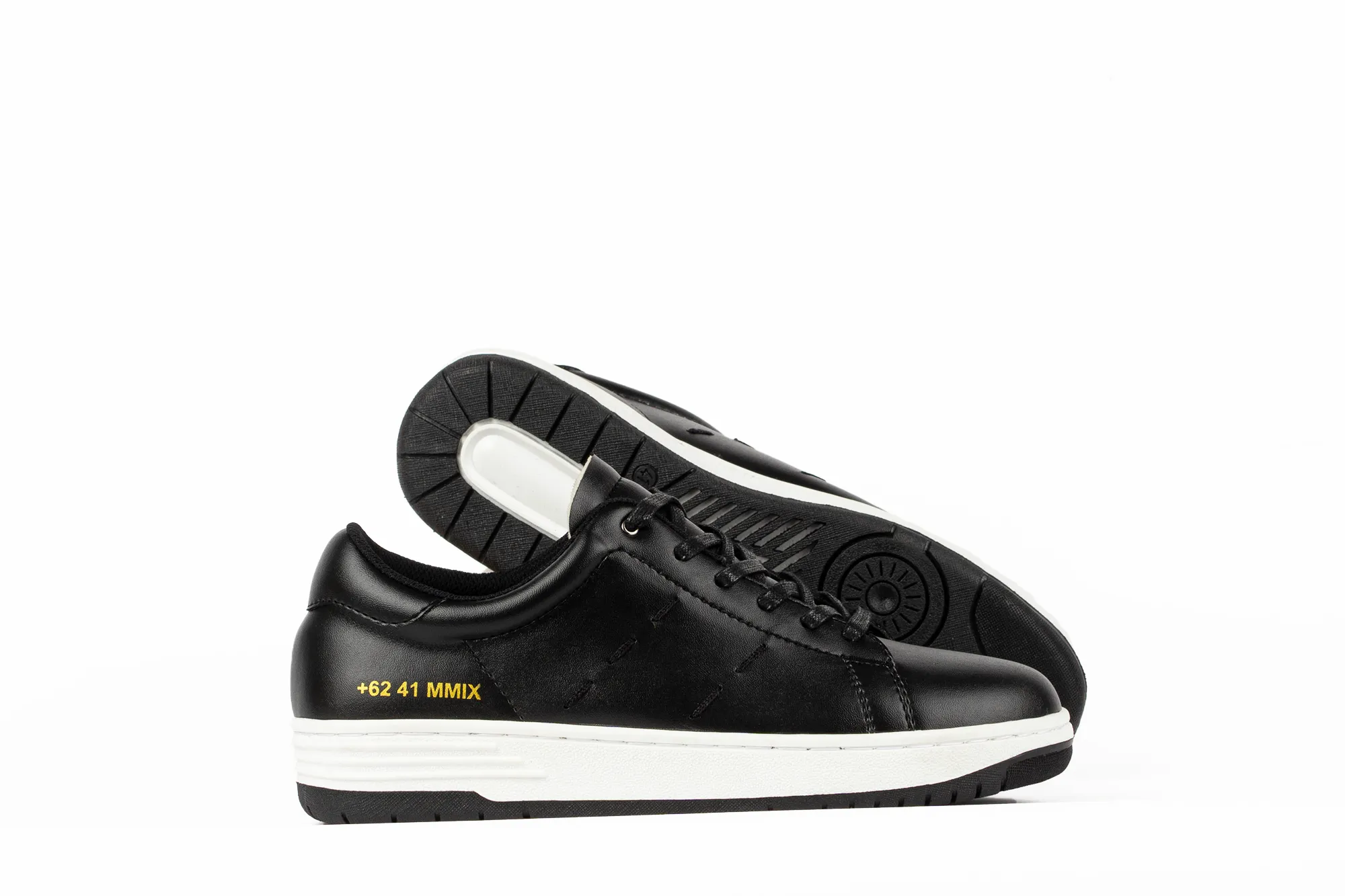 LAL-41 | BLACK / BLACK / BLACK | MEN