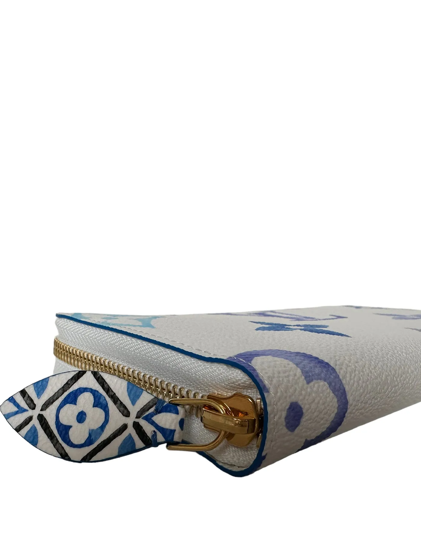 Louis Vuitton 2023 Blue Monogram Giant By The Pool Zippy Wallet