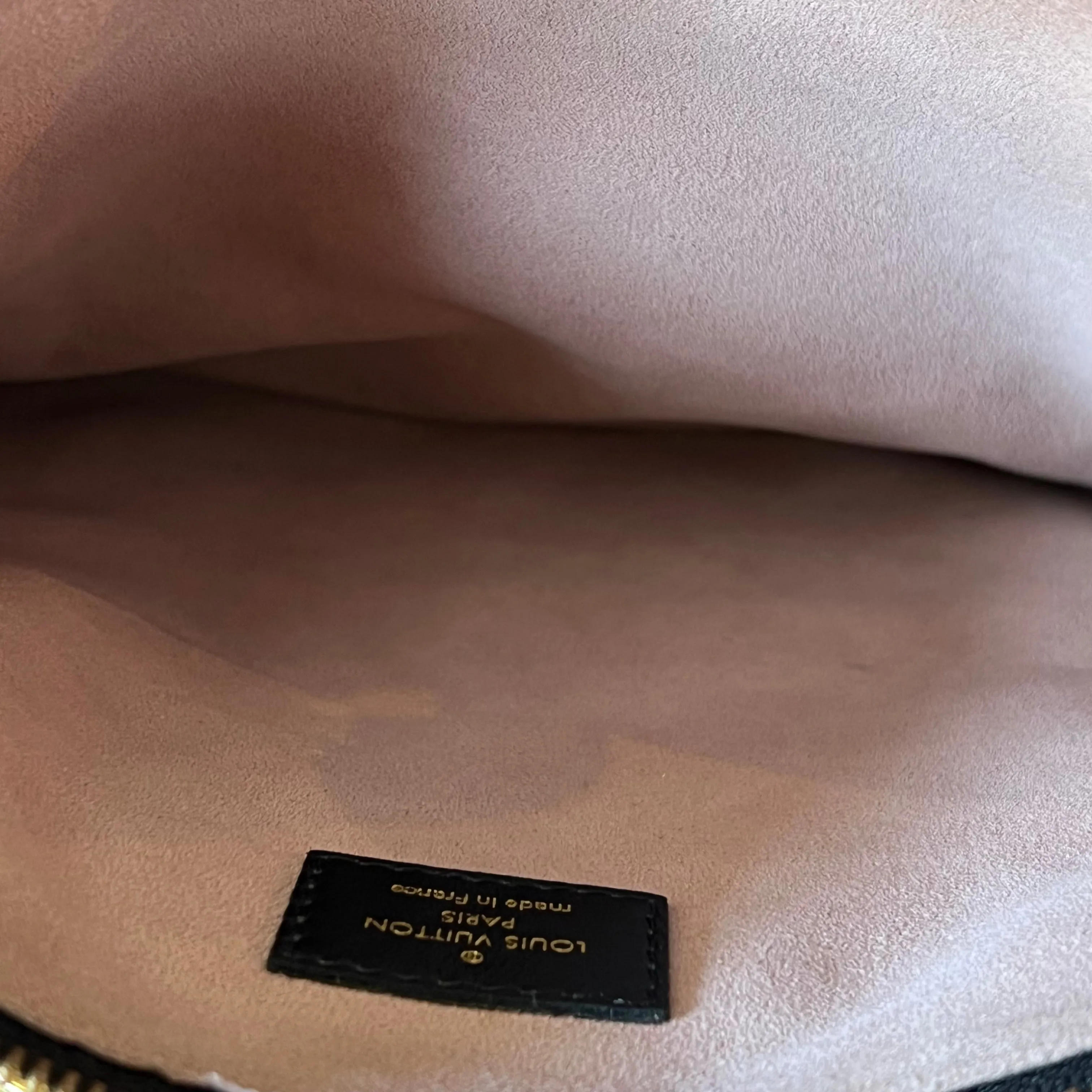 LOUIS VUITTON Coussin PM Black Lambskin Shoulder Bag