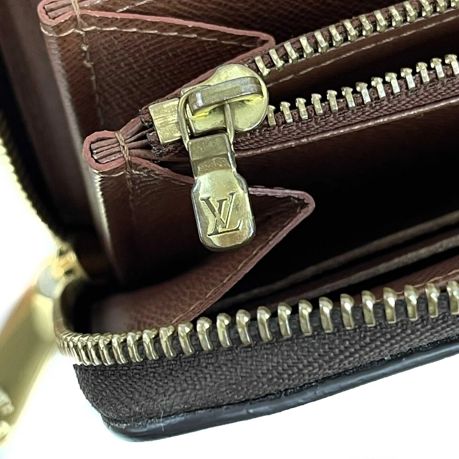 Louis Vuitton - LV Brown / Tan Monogram Zip Around Zippy Wallet