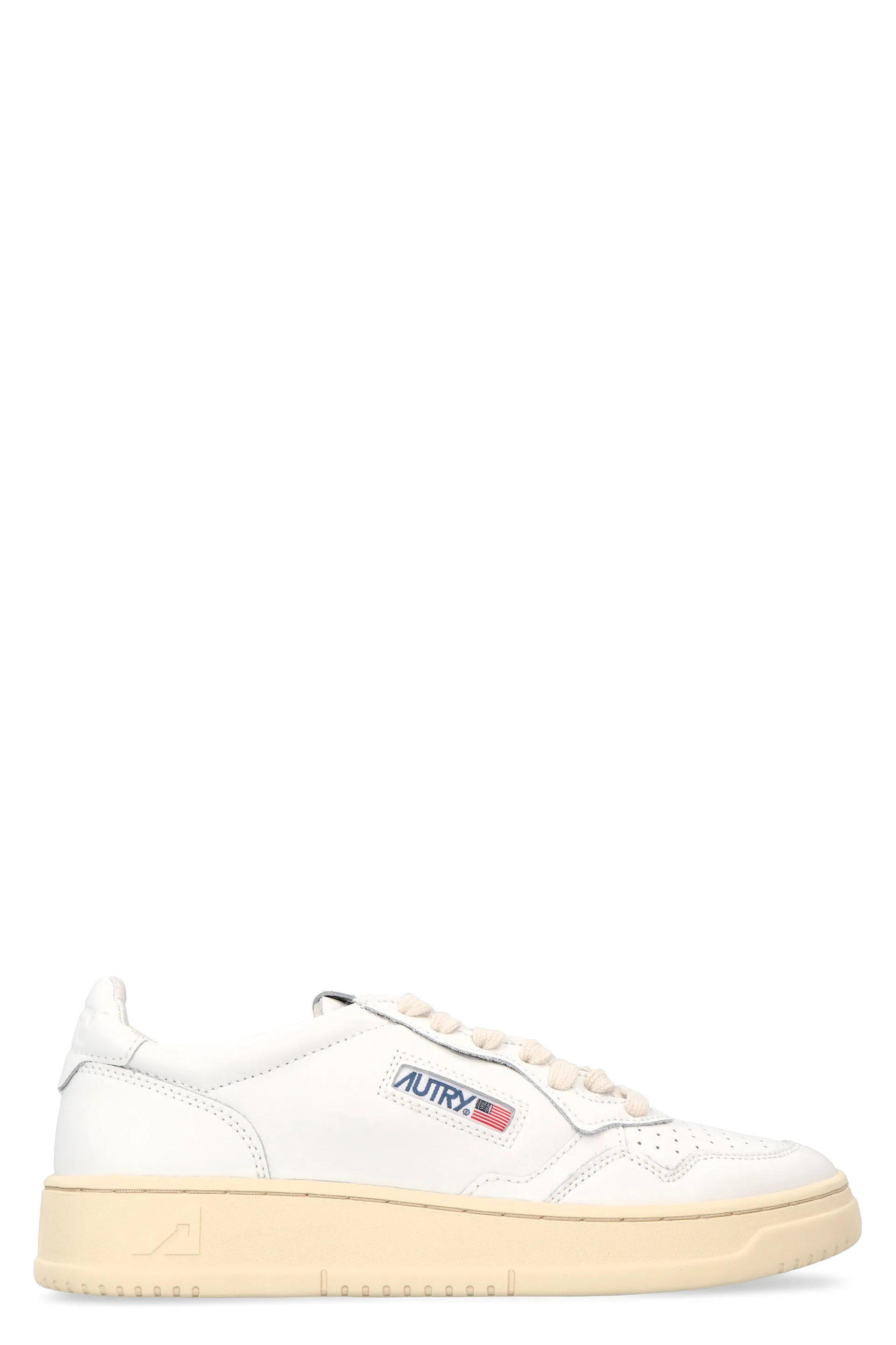 Medalist low-top sneakers