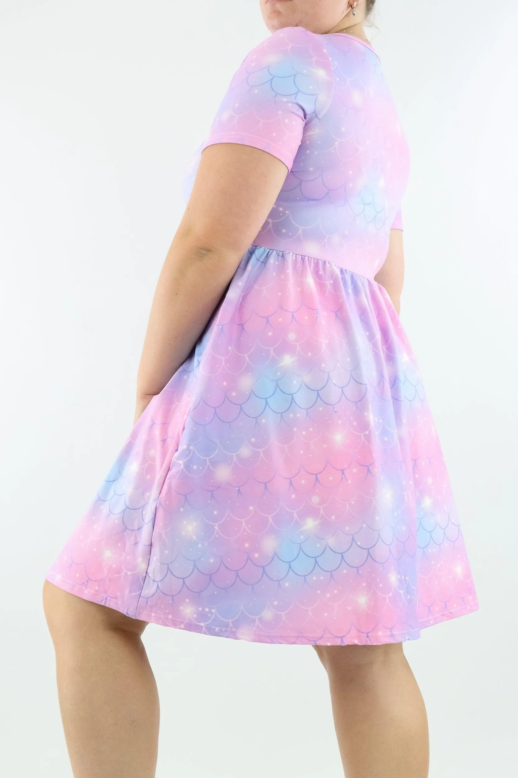 Mermazing - Short Sleeve Skater Dress - Knee Length - Side Pockets