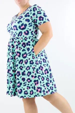 Minty Leopard - Short Sleeve Skater Dress - Knee Length - Side Pockets