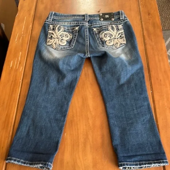 Miss Me Jean Capri Pants Size 29