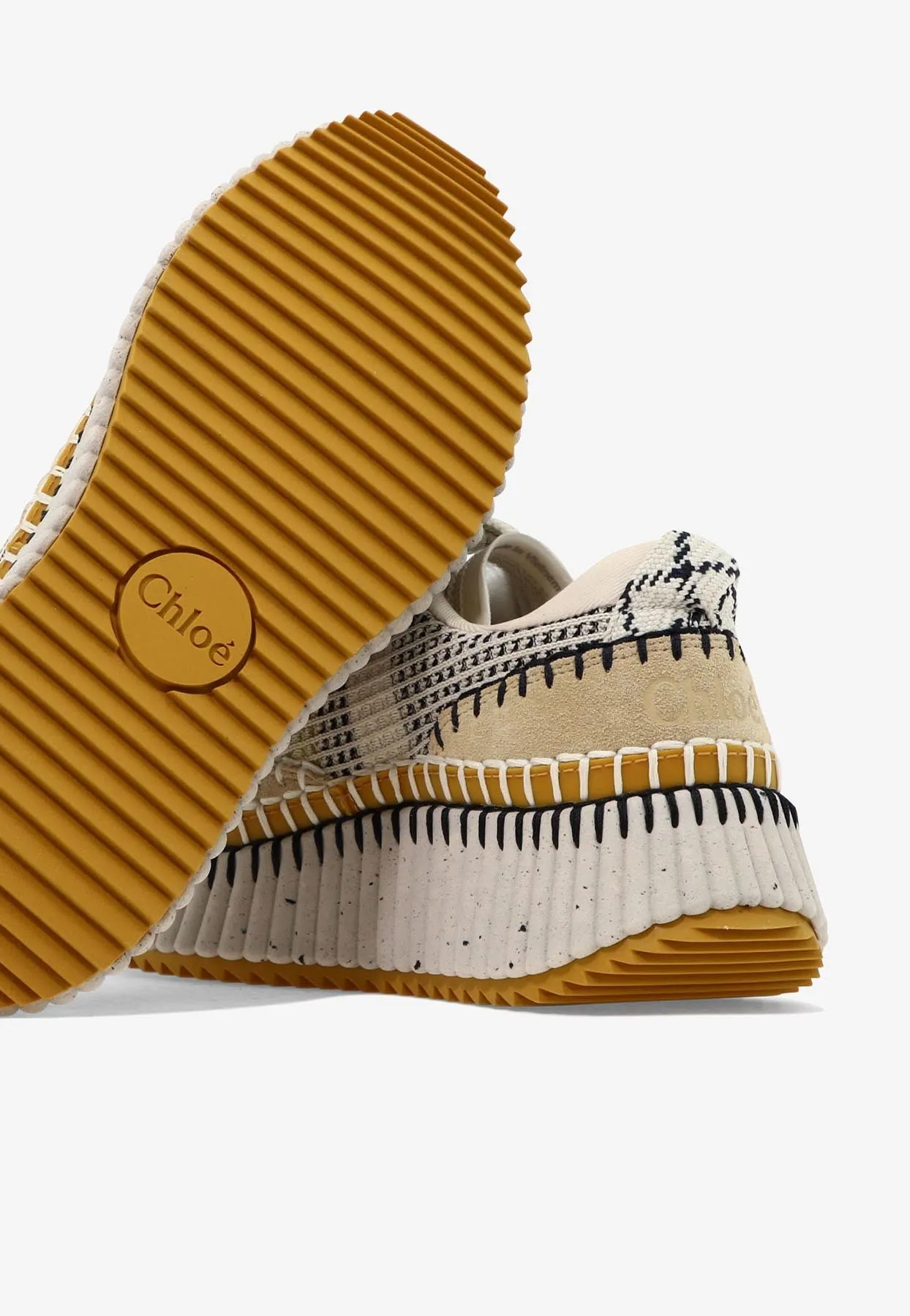 Nama Low-Top Sneakers