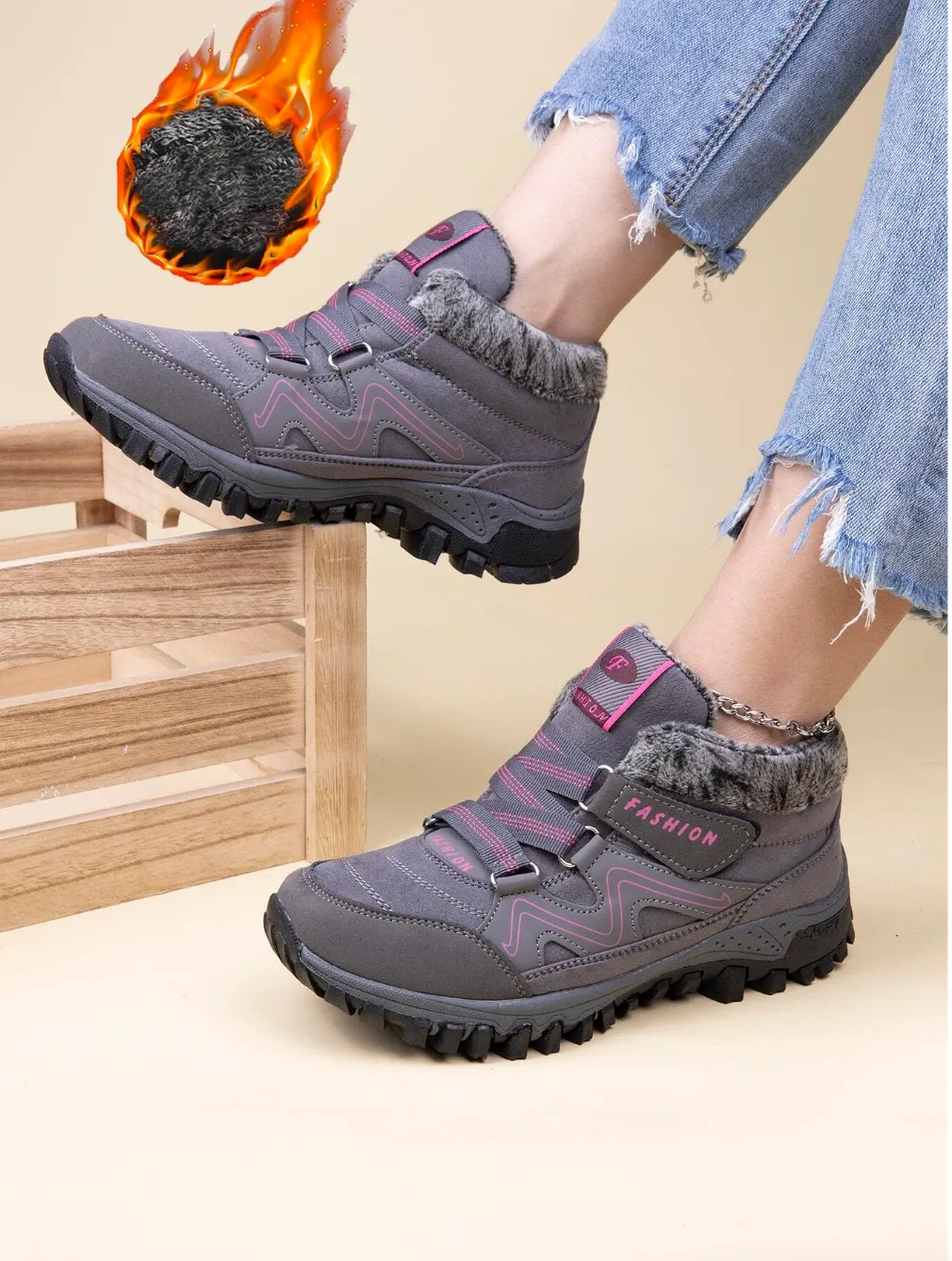 New Women's faux fur lined Thermal Villi Hiking Boots Grey, Sz 7