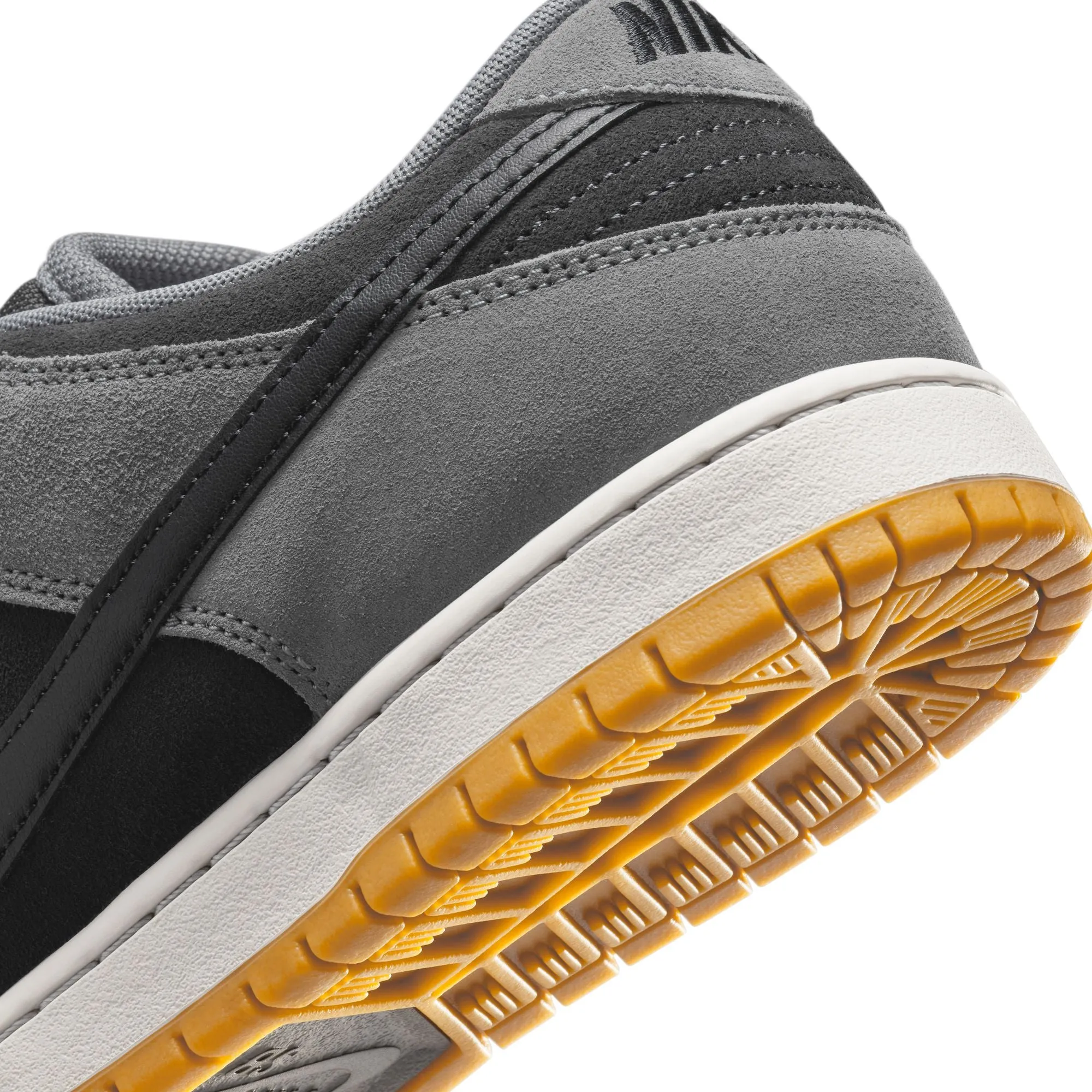 Nike SB Dunk Low Pro  - Dark Smoke Grey/Black-Smoke Grey