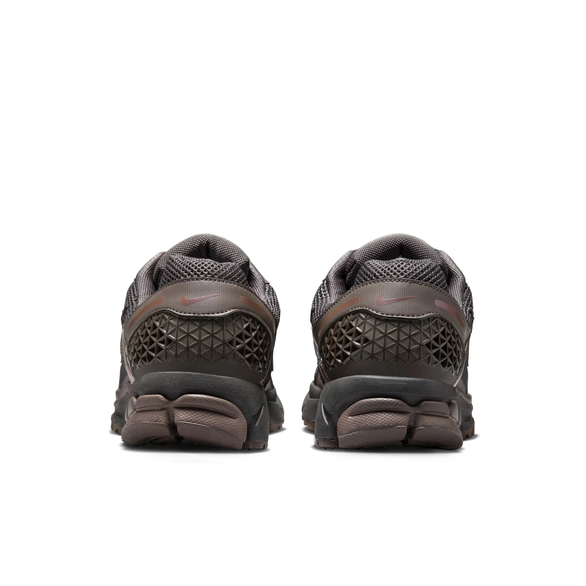 Nike Zoom Vomero 5 Men's Shoes