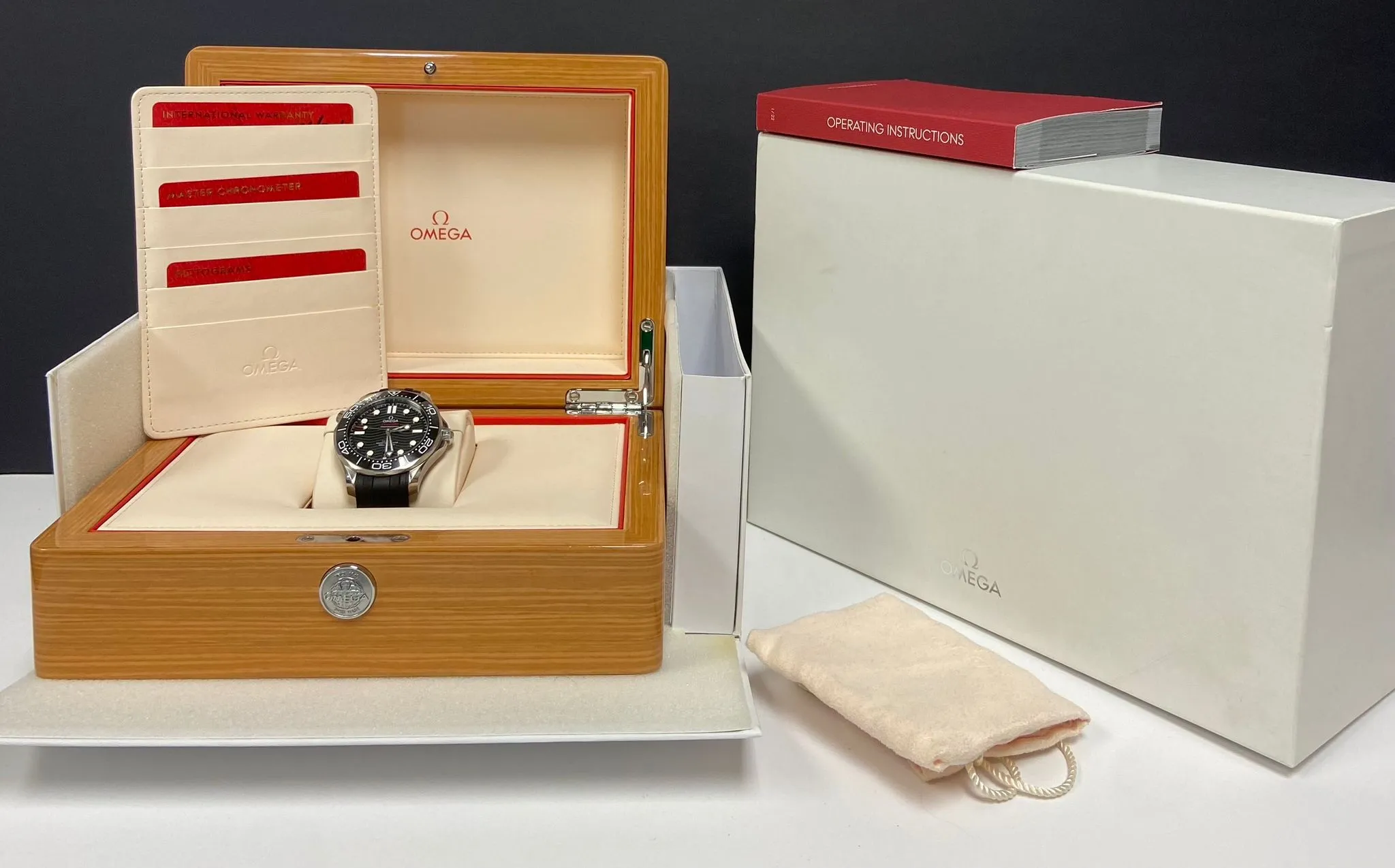 Omega Seamaster Diver 300M 210.32.42.20.01.001 Black Dial Automatic Men's Watch