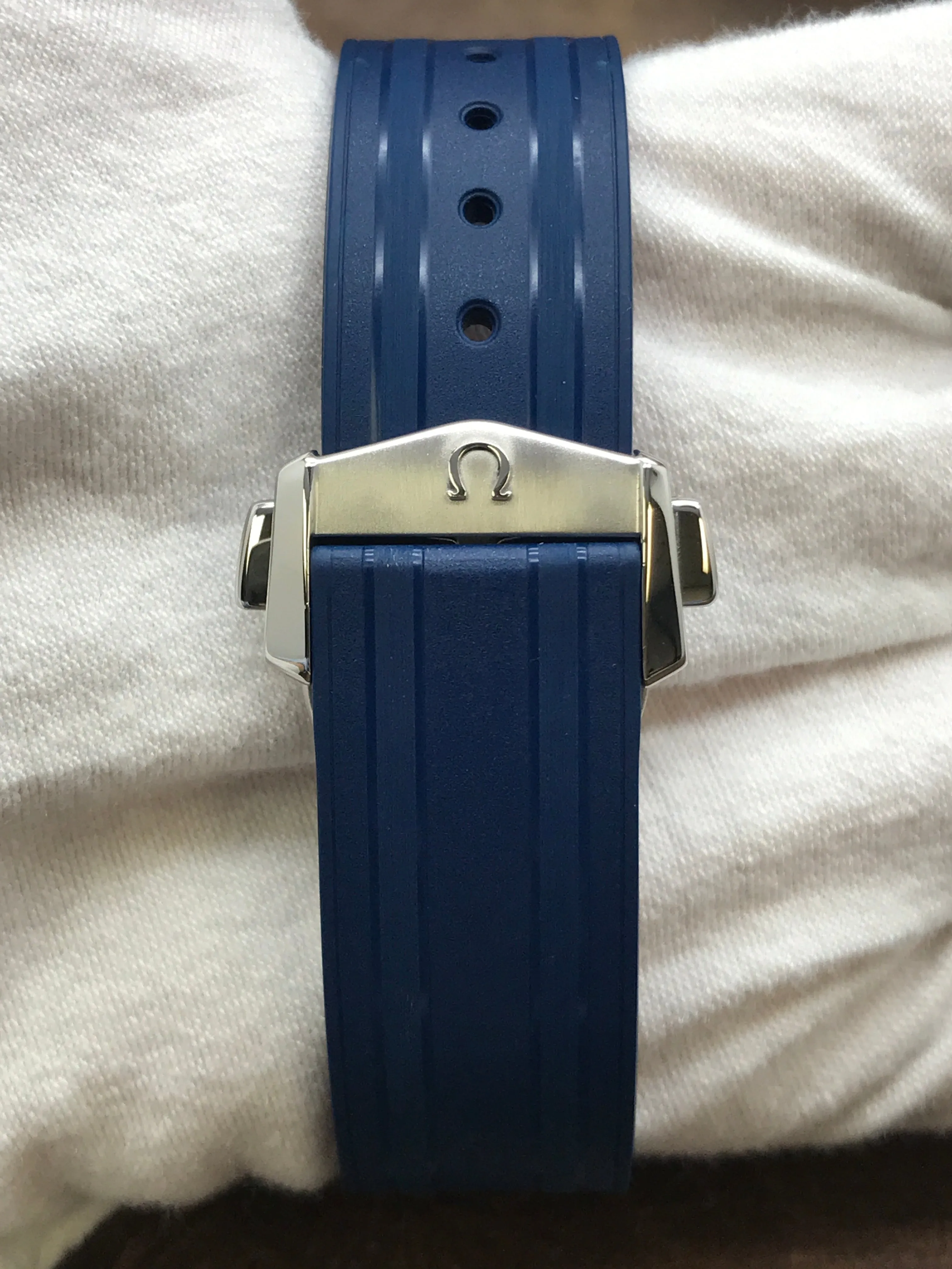 Omega Seamaster Diver 300M 210.32.42.20.03.001 Blue Dial Automatic Men's Watch