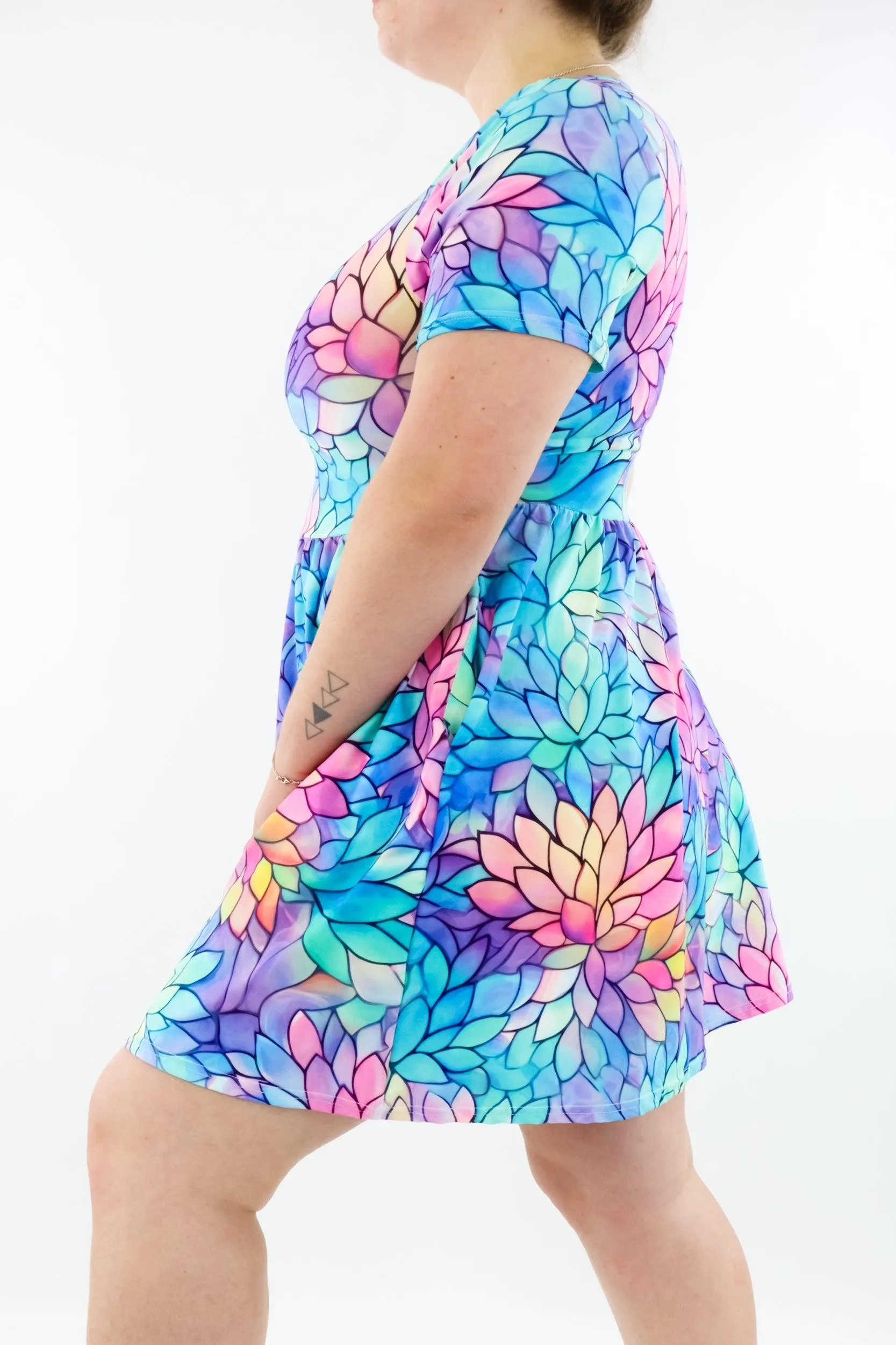 Pastel Lotus - Mini Dress - Short Sleeve - Pockets