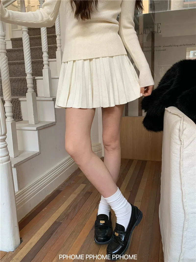 pleated knitted A-dress