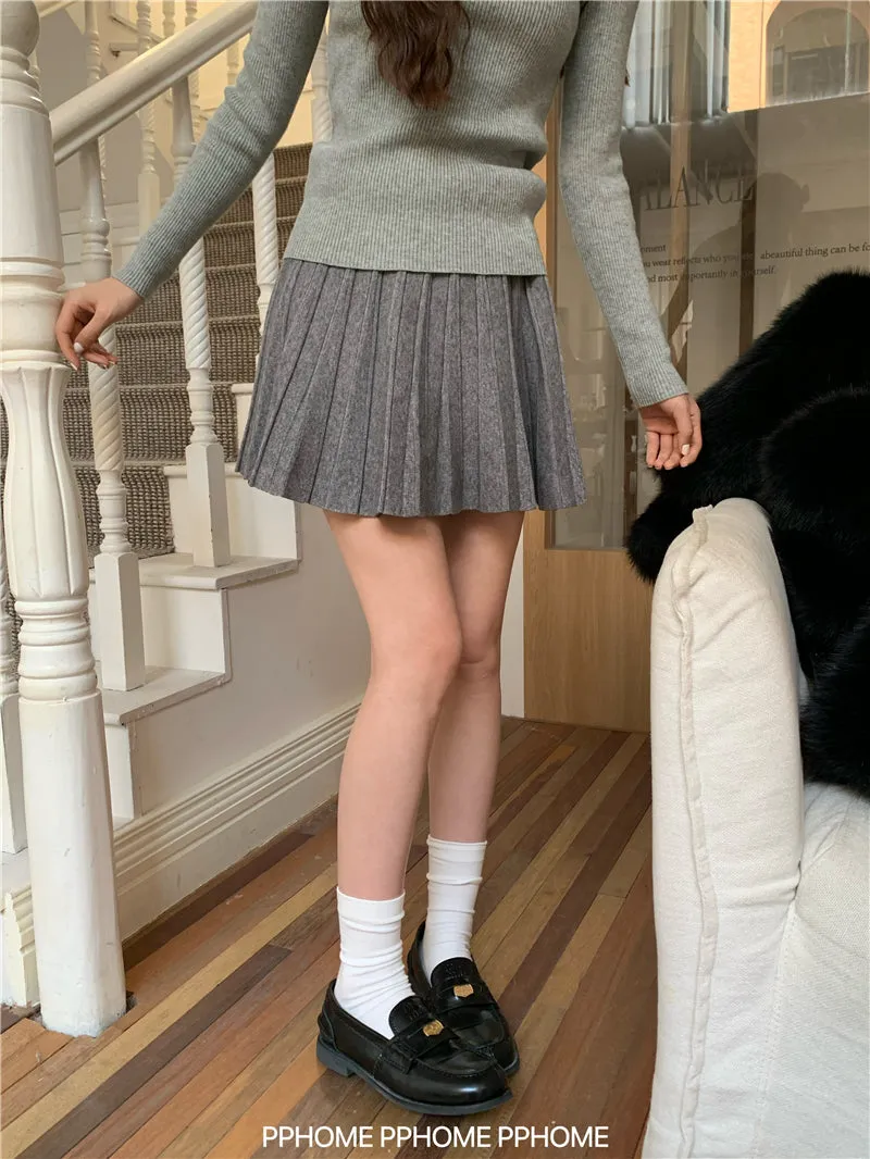 pleated knitted A-dress