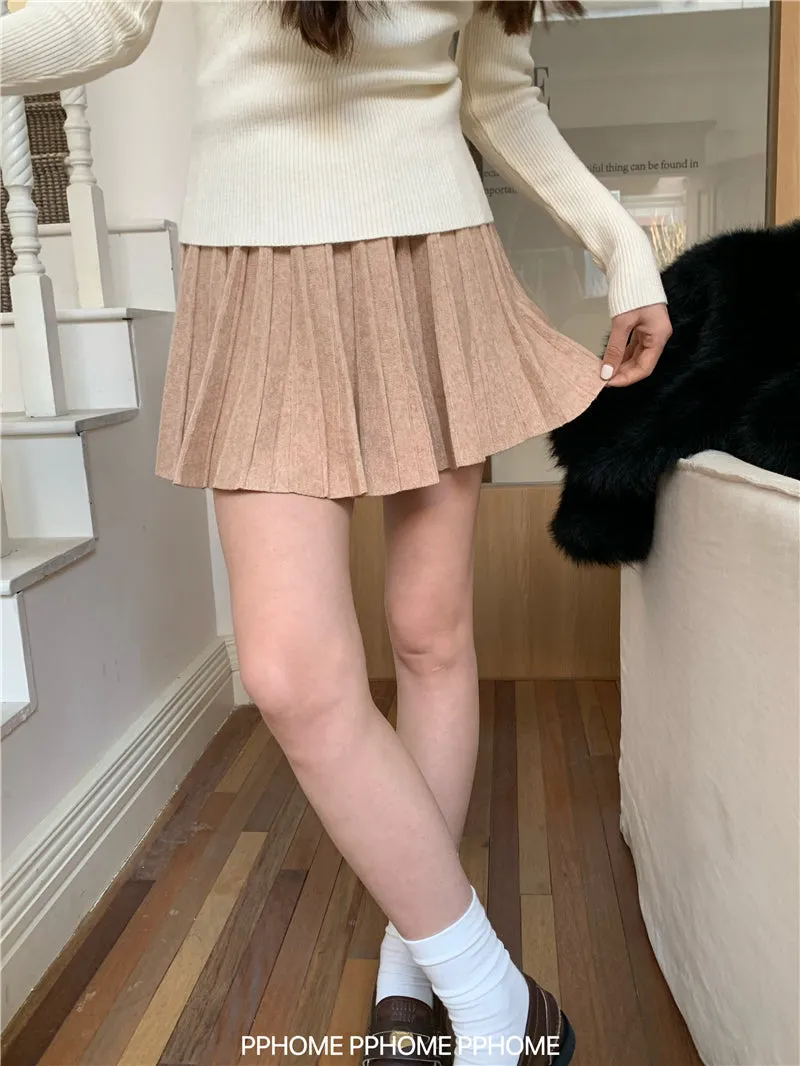 pleated knitted A-dress