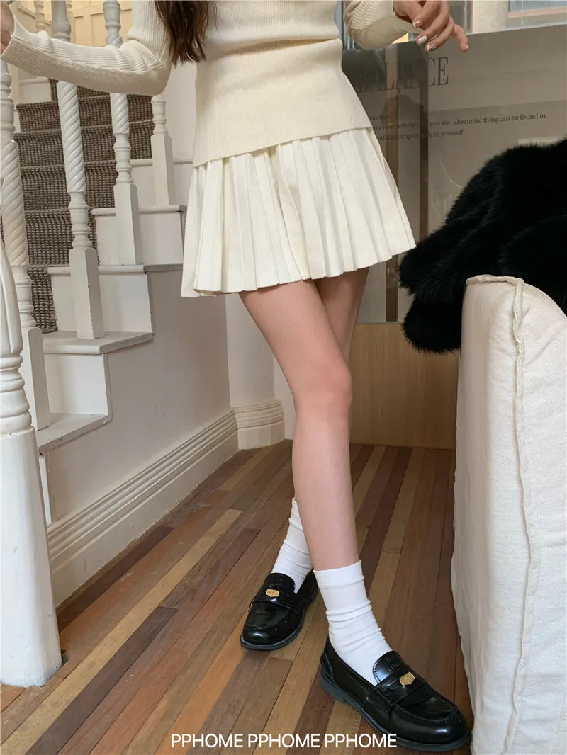 pleated knitted A-dress