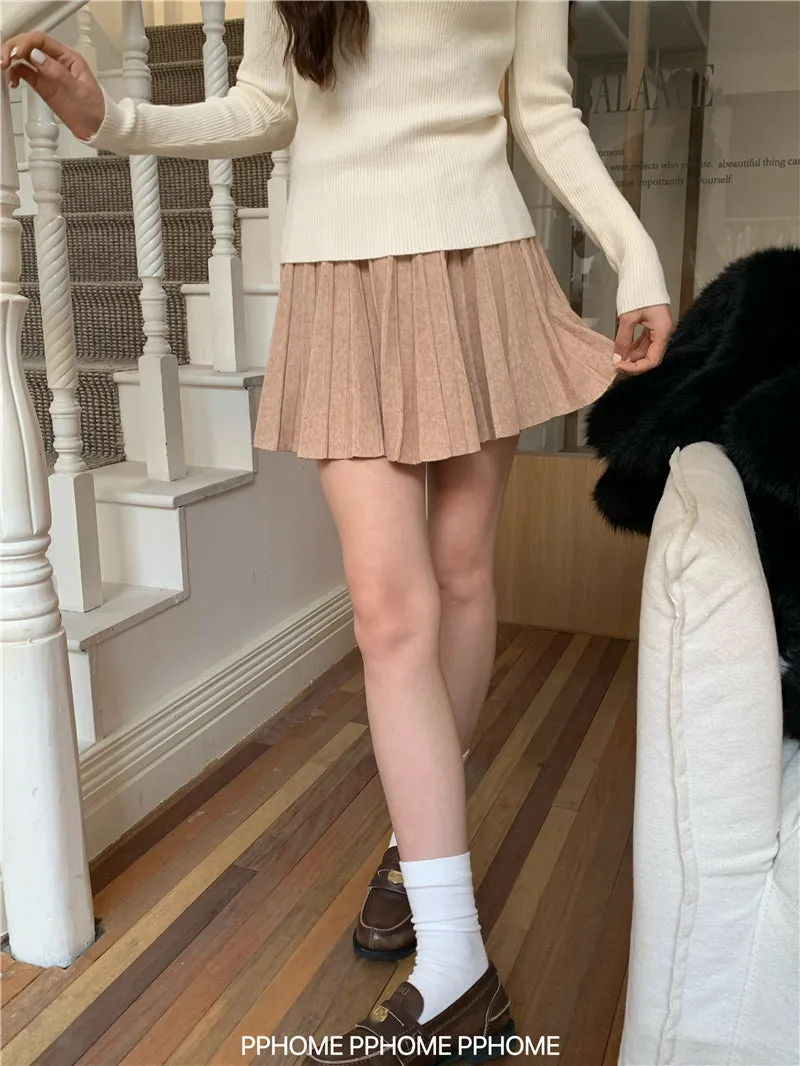 pleated knitted A-dress
