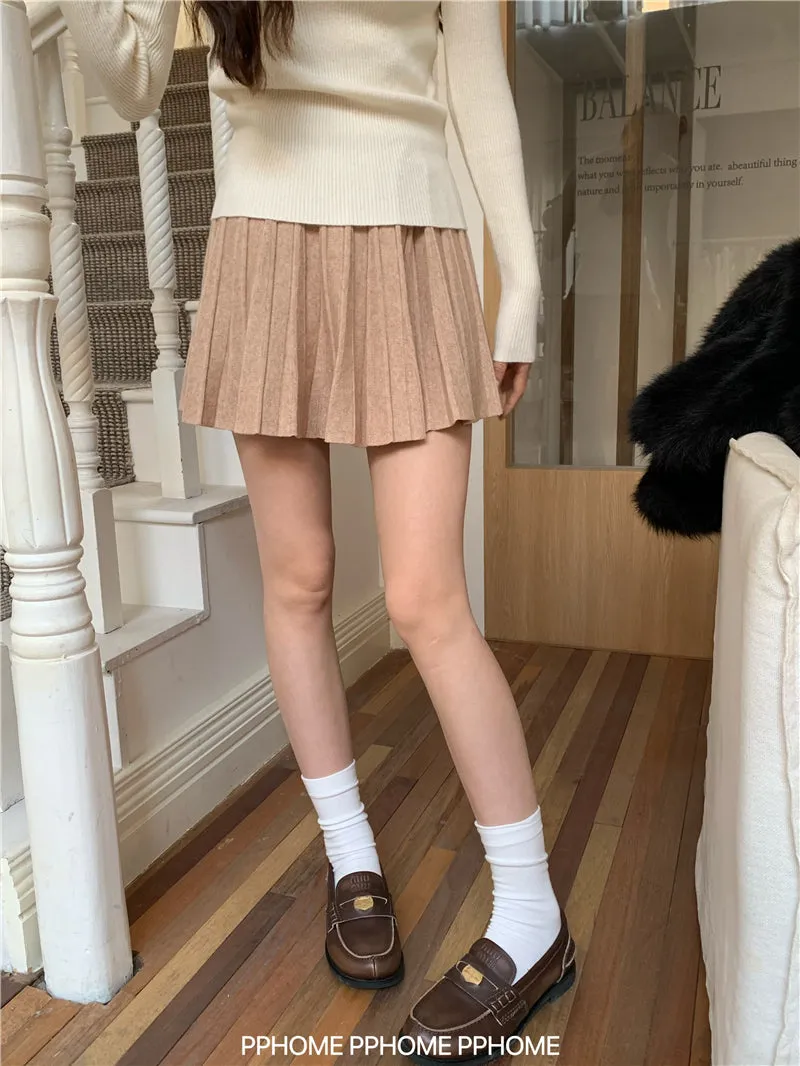 pleated knitted A-dress