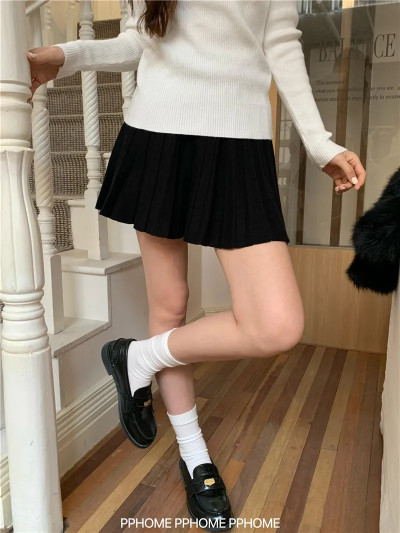 pleated knitted A-dress