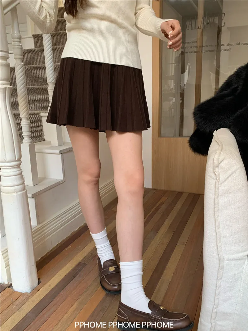 pleated knitted A-dress