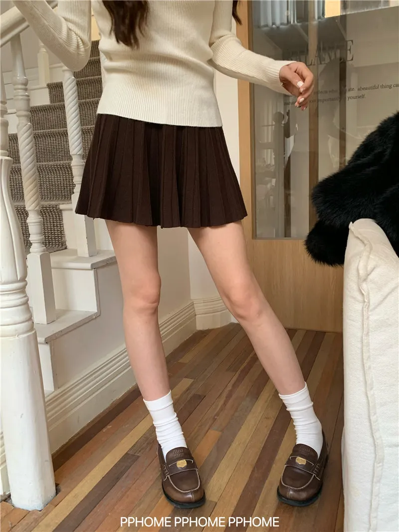 pleated knitted A-dress