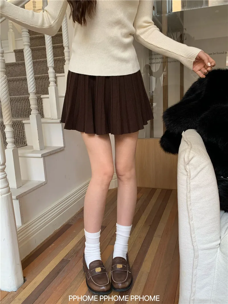 pleated knitted A-dress
